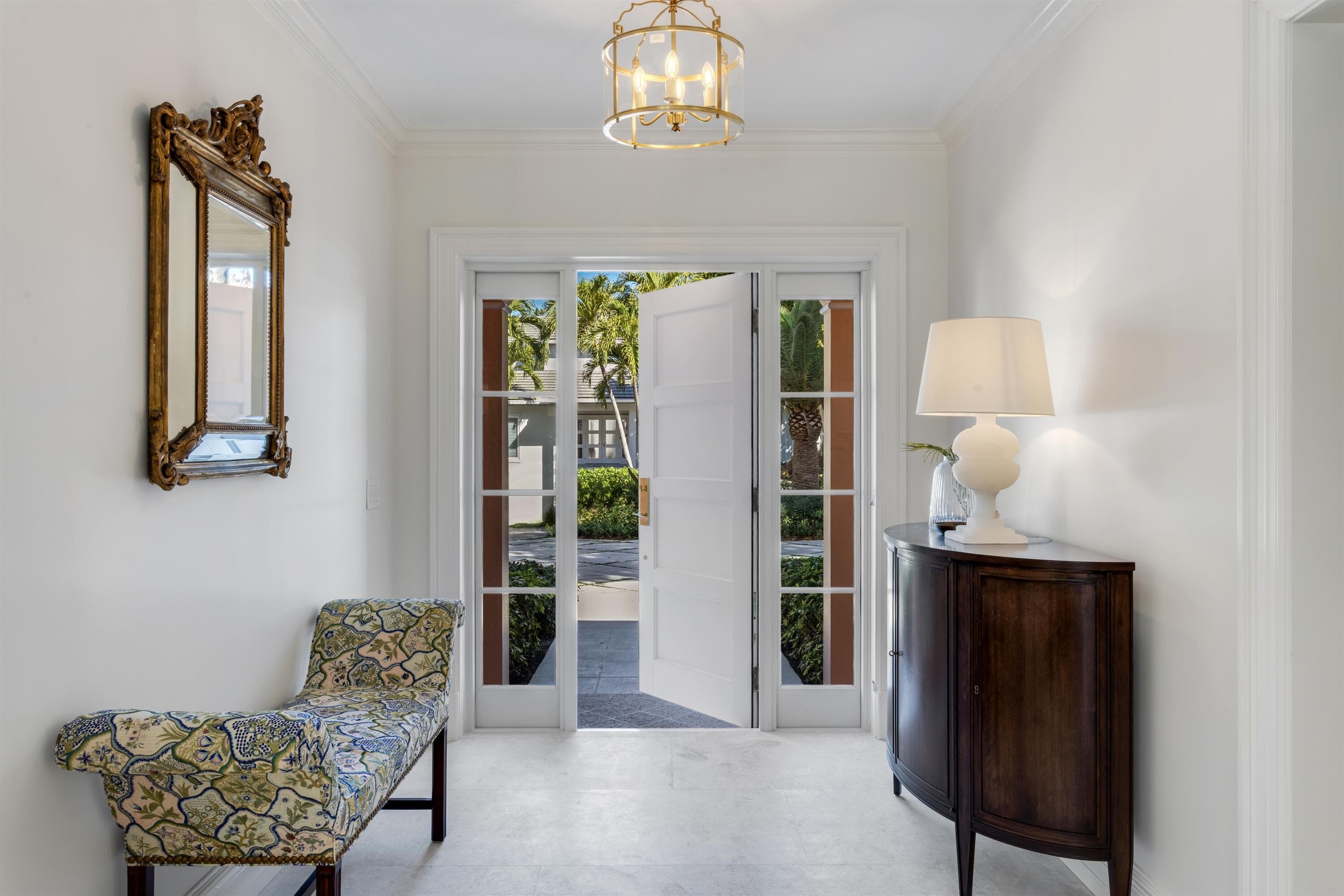 124 Woodbridge Road, Palm Beach, FL 33480 — photo 7 of 45