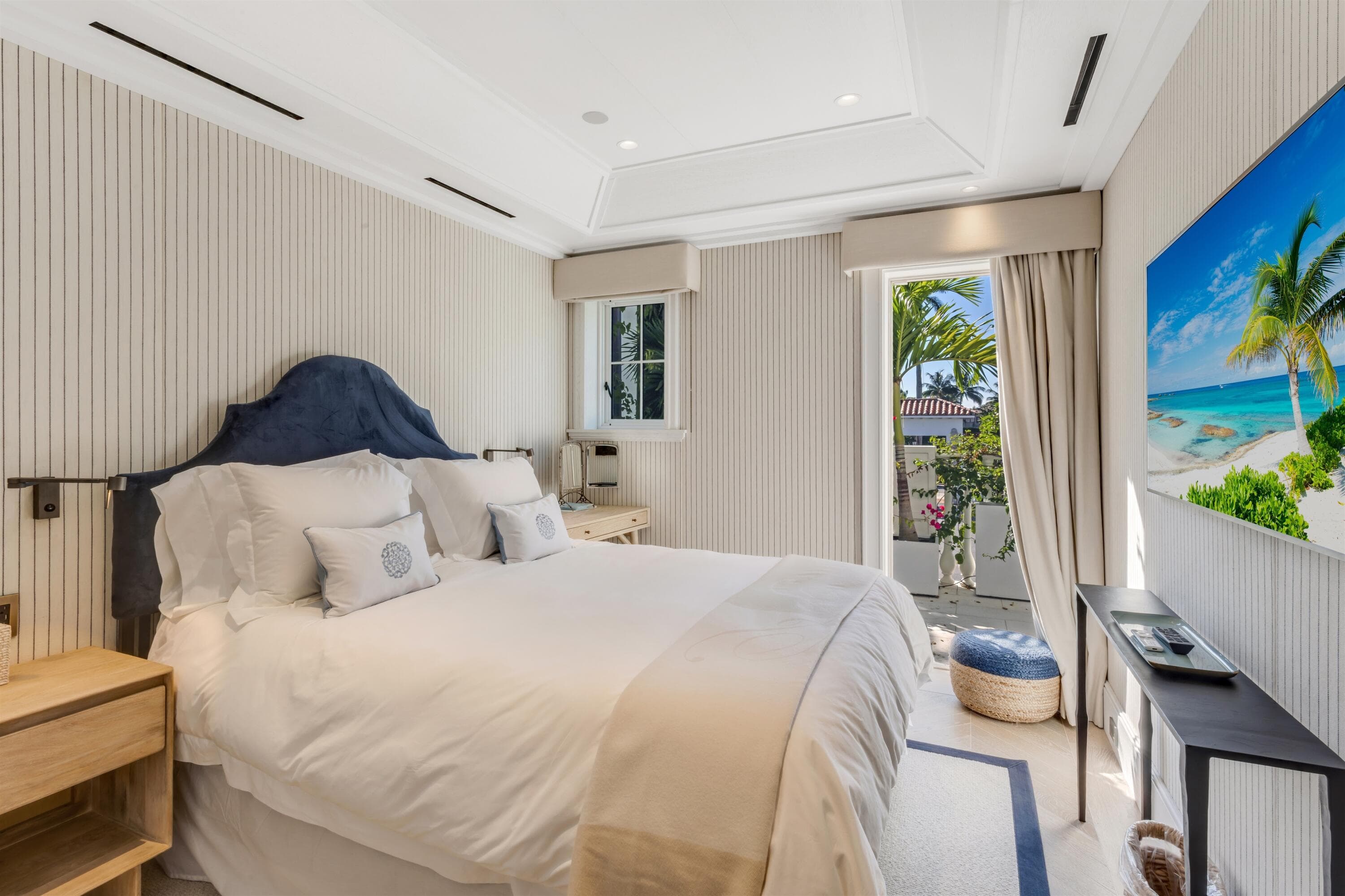 238 Phipps Plaza, Palm Beach, FL 33480 — photo 16 of 26
