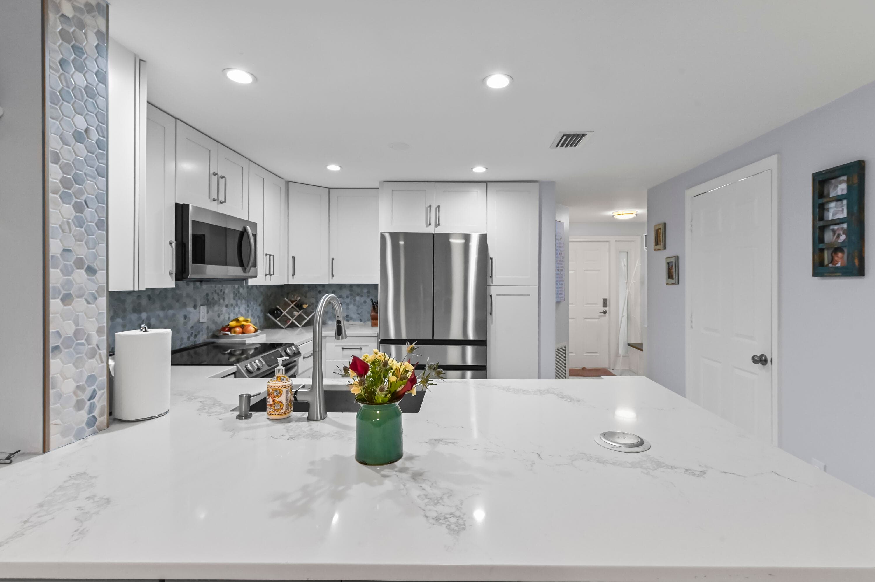 866 E Jeffery Street, Boca Raton, FL 33487 — photo 12 of 45