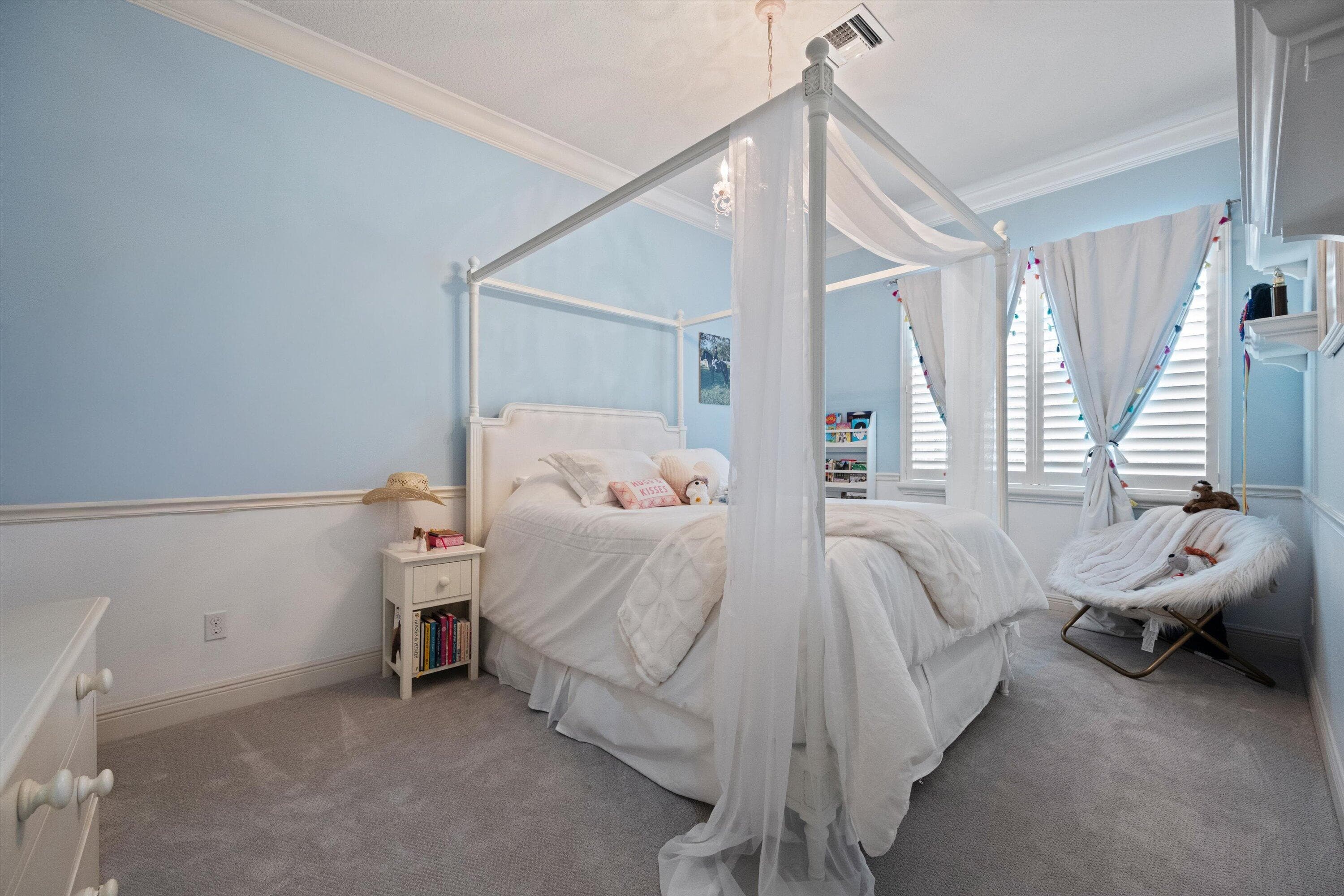 8181 Butler Greenwood Drive, West Palm Beach, FL 33411 — photo 17 of 37