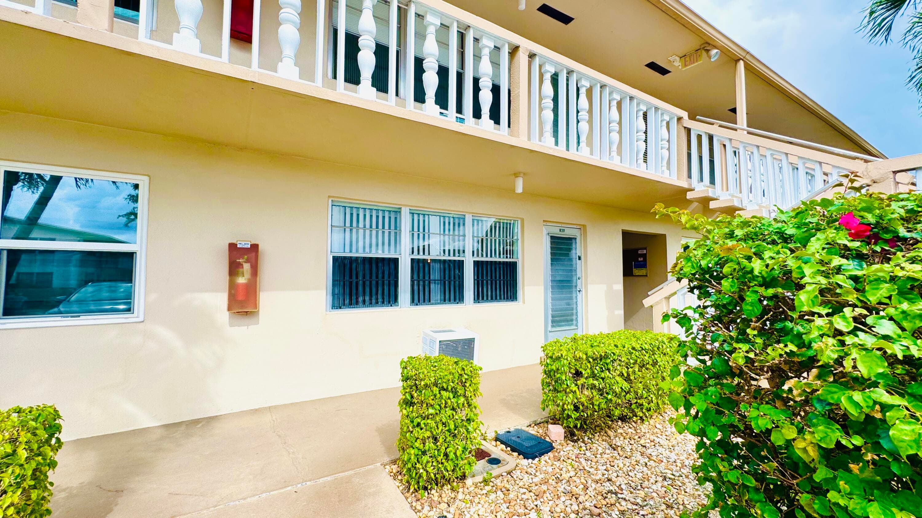 164 Kent J, West Palm Beach, FL 33417 — photo 16 of 39