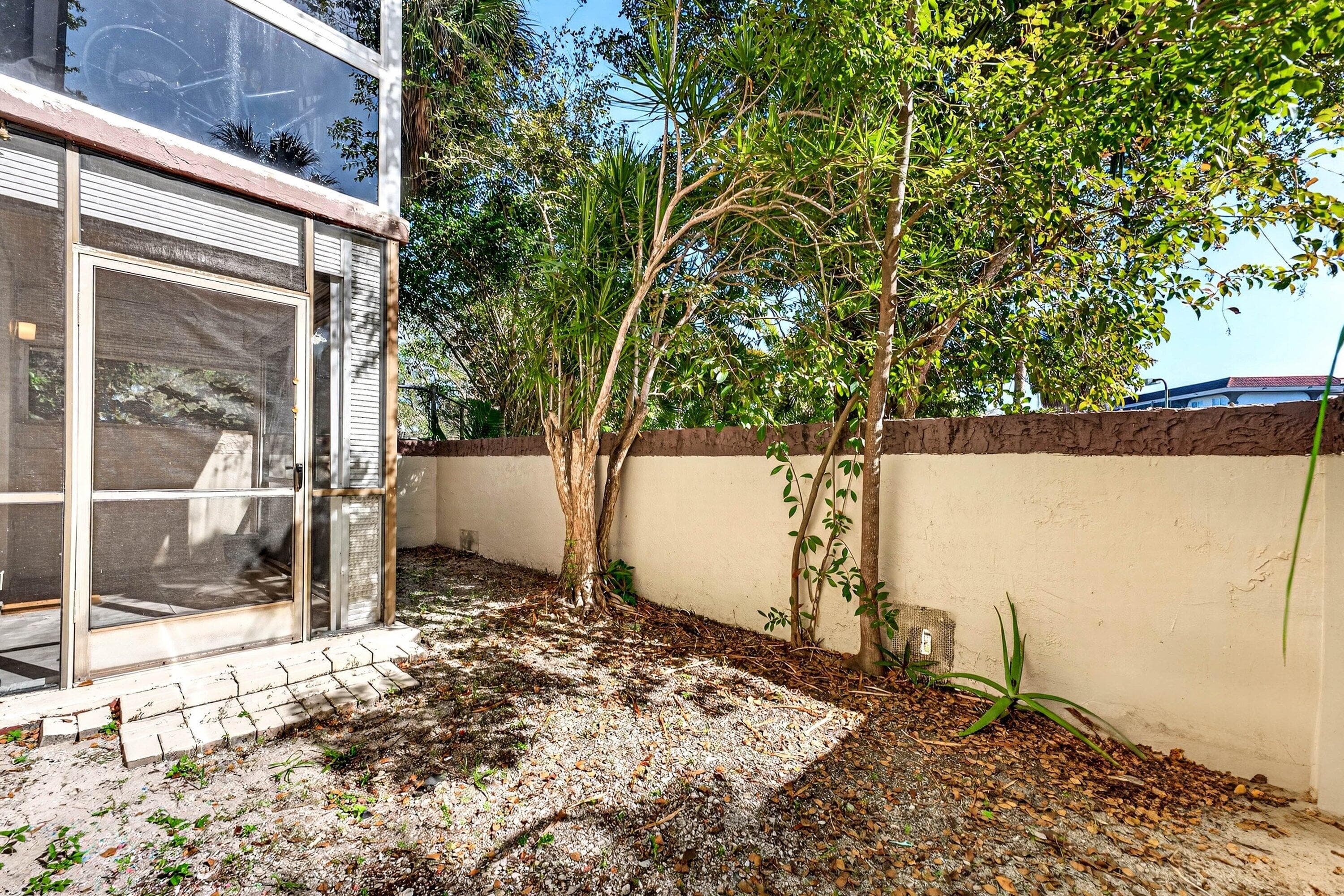 1681 NW 70th Avenue 102, Plantation, FL 33313 — photo 24 of 38