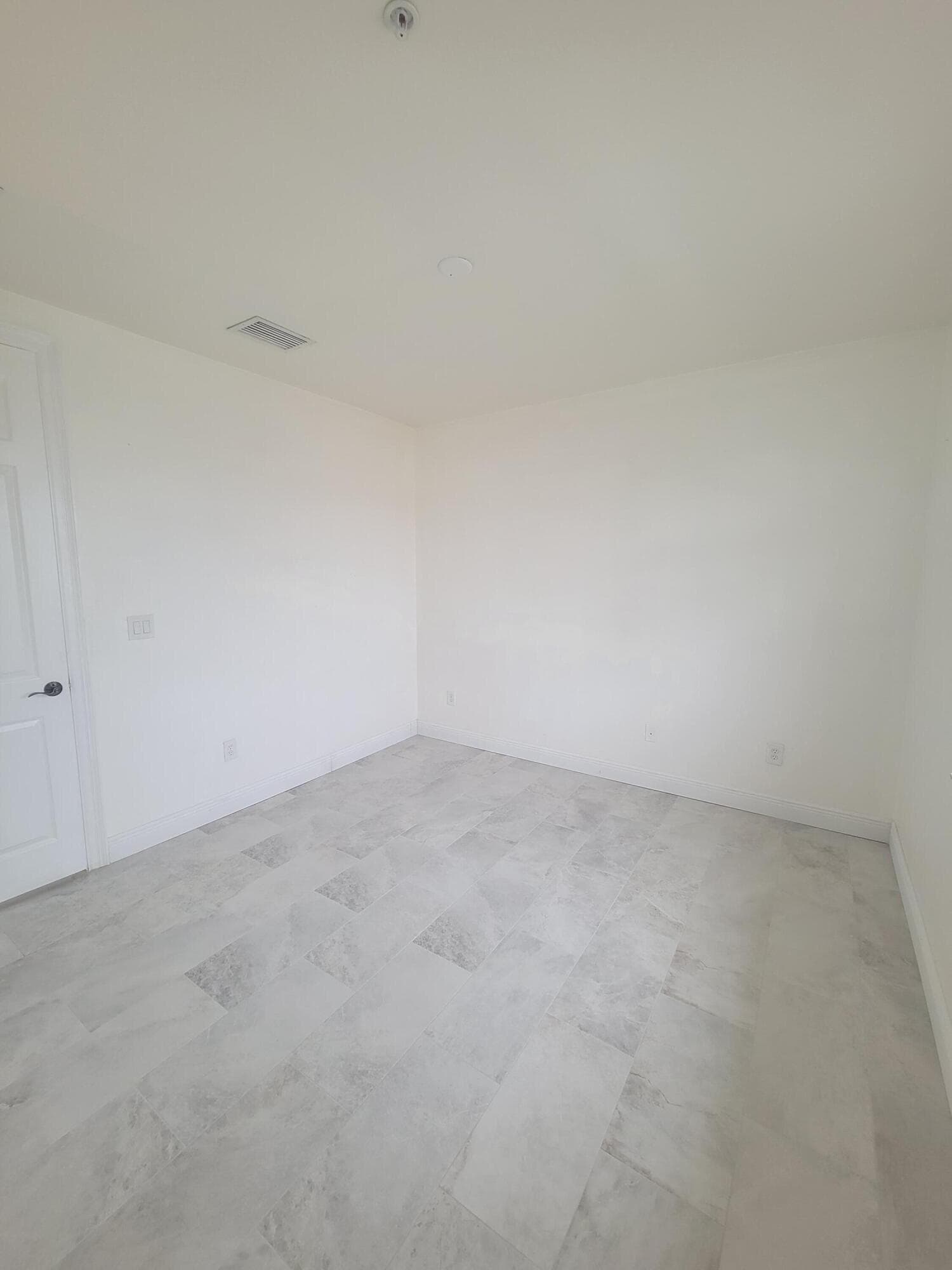 750 Millbrae Court 5, West Palm Beach, FL 33401 — photo 48 of 60