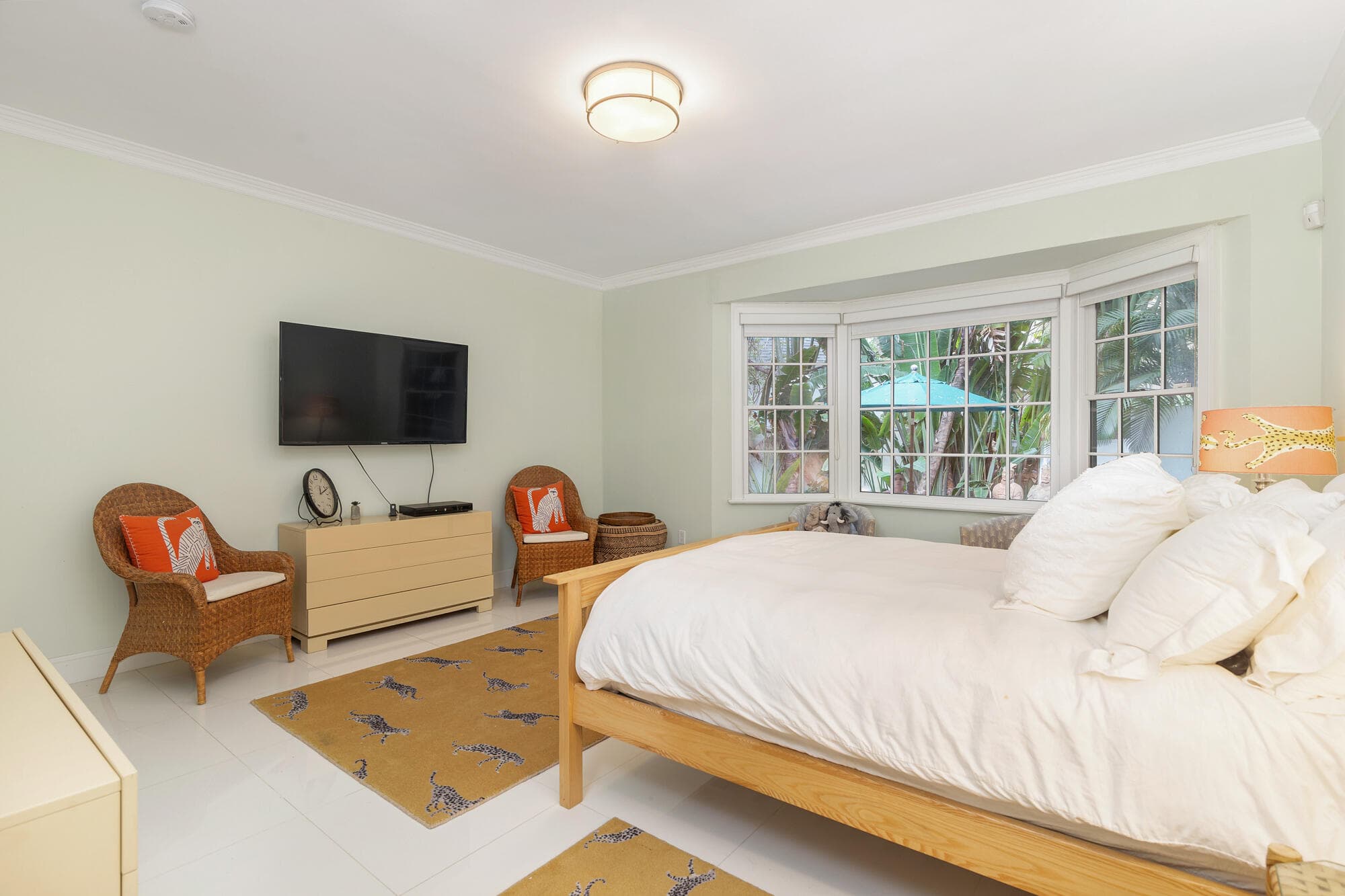 224 Phipps, Palm Beach, FL 33480 — photo 13 of 29