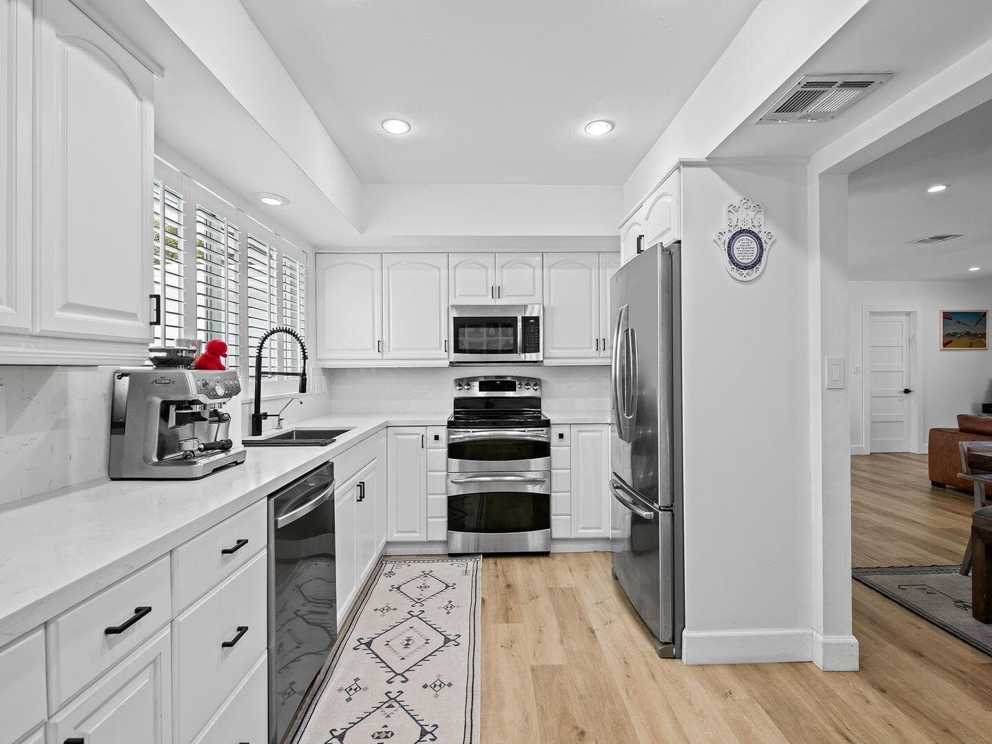 2011 NE 60th Street, Fort Lauderdale, FL 33308 — photo 16 of 35