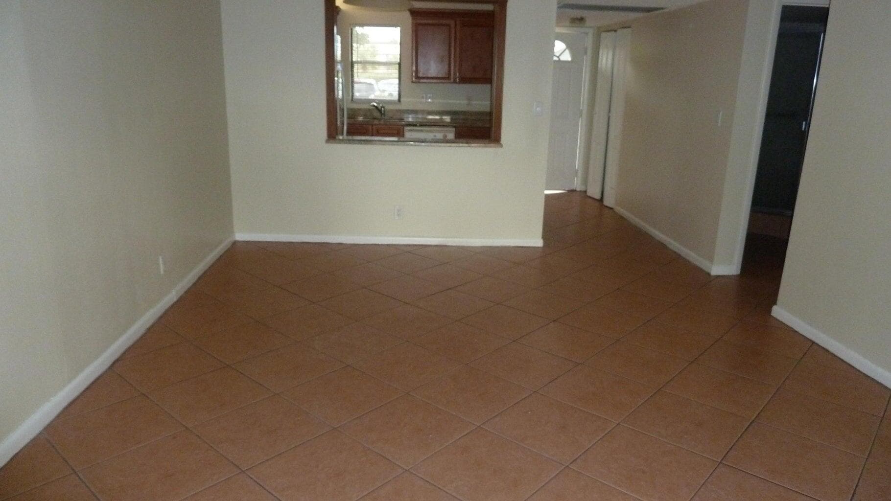 9355 SW 8th Street 103, Boca Raton, FL 33428 — photo 4 of 10