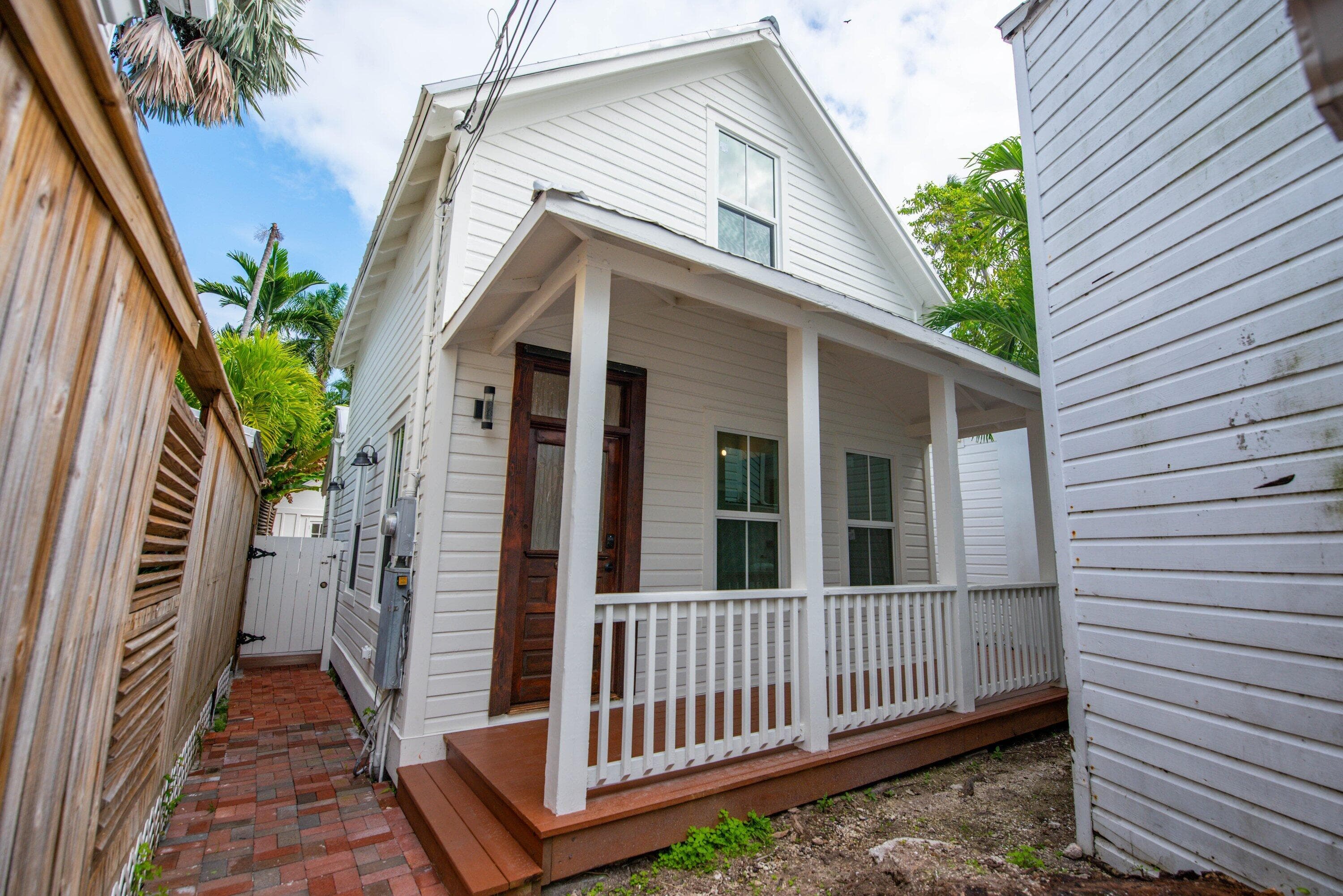 609 Margaret Street, Key West, FL 33040 — photo 3 of 35