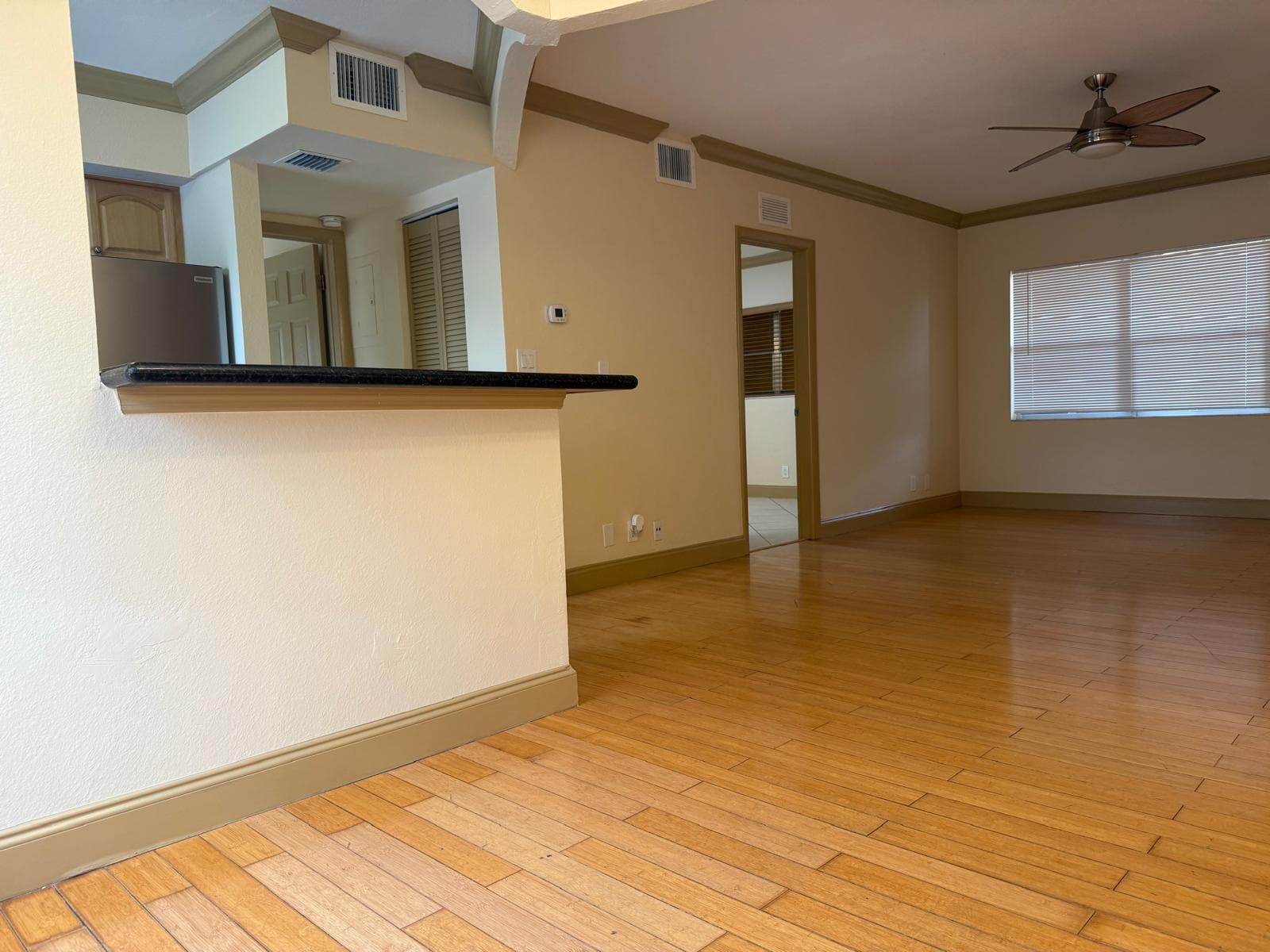 744 NE 14th Avenue 12, Fort Lauderdale, FL 33304 — photo 3 of 11