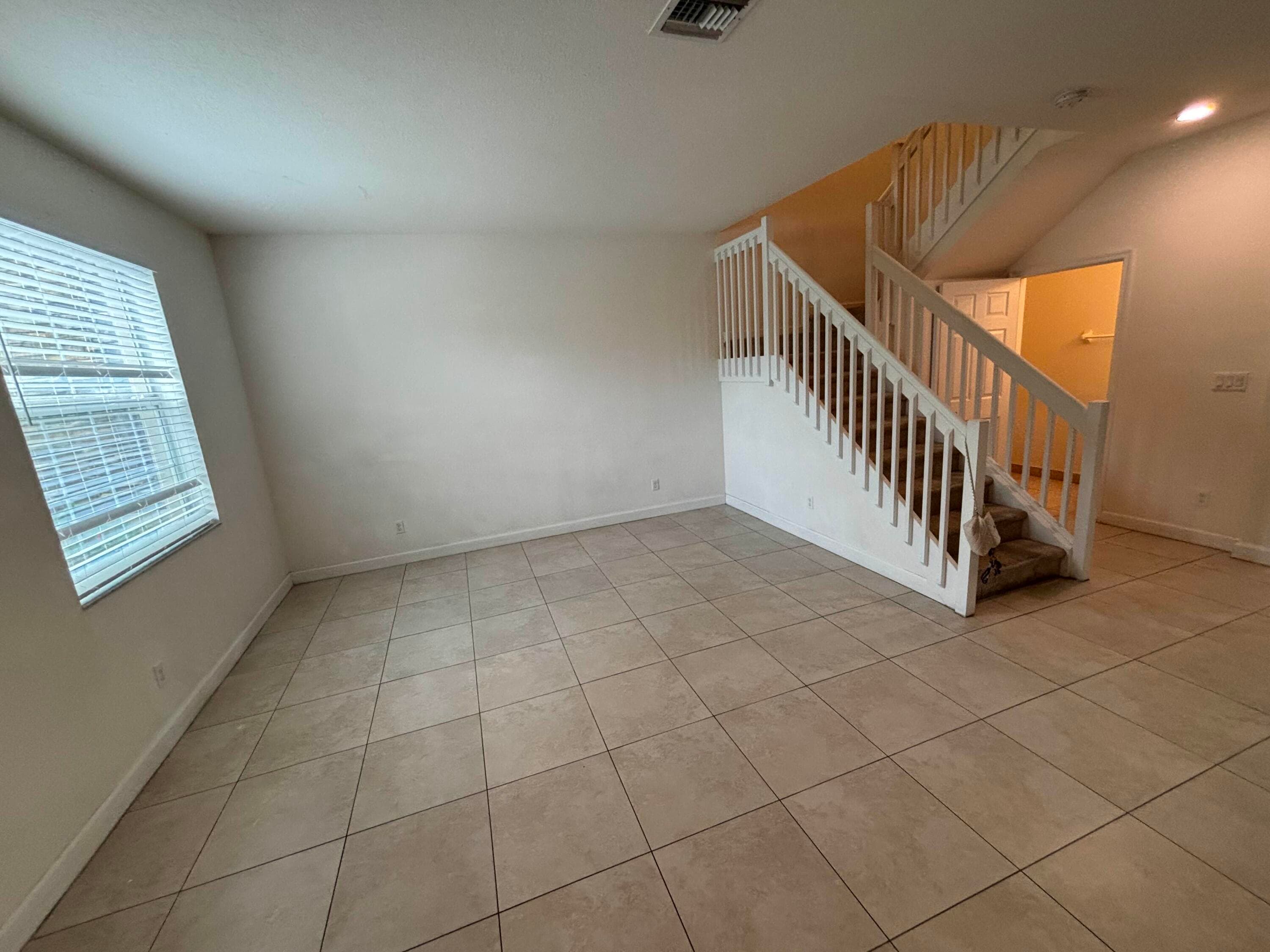 4323 Braxton Avenue, West Palm Beach, FL 33417 — photo 2 of 11