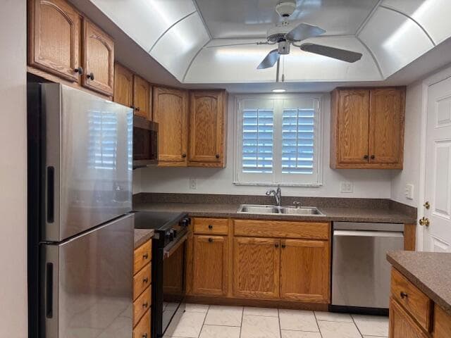 907 Marina Drive 402, North Palm Beach, FL 33408 — photo 4 of 49