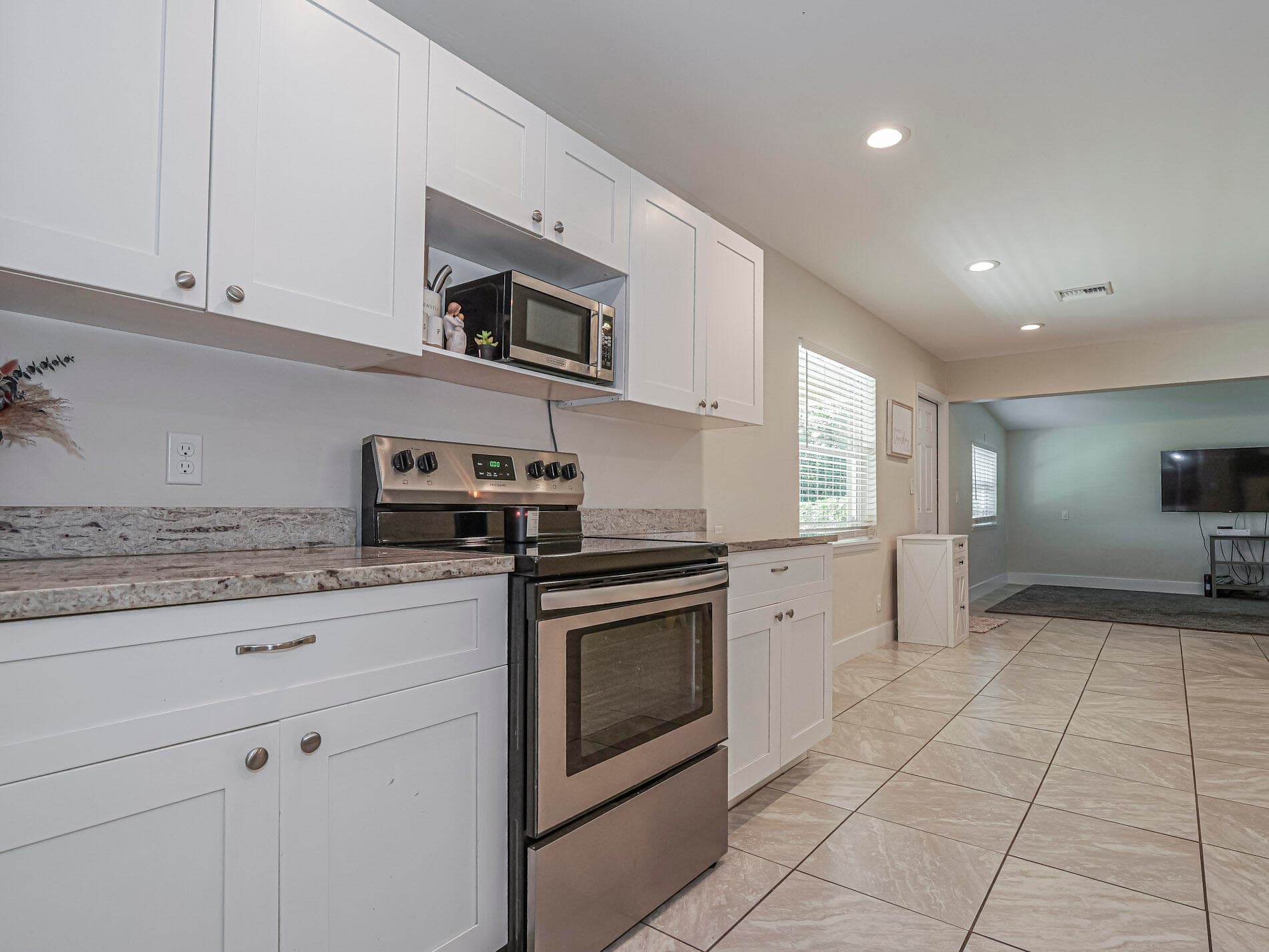 2875 58th Court, Vero Beach, FL 32966 — photo 12 of 36