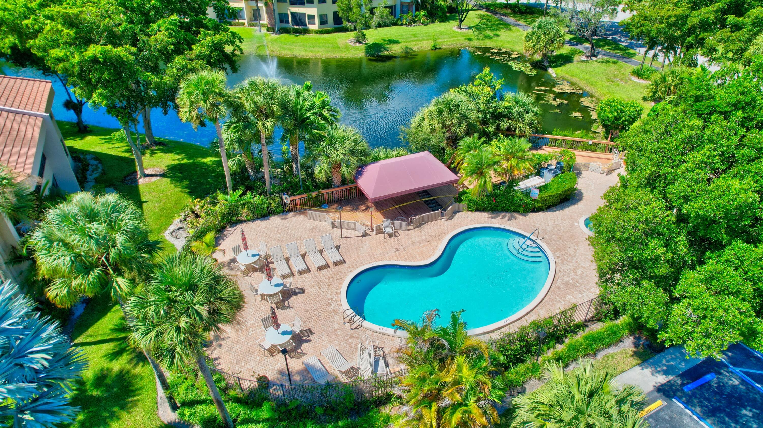 7484 La Paz Boulevard 203, Boca Raton, FL 33433 — photo 3 of 30