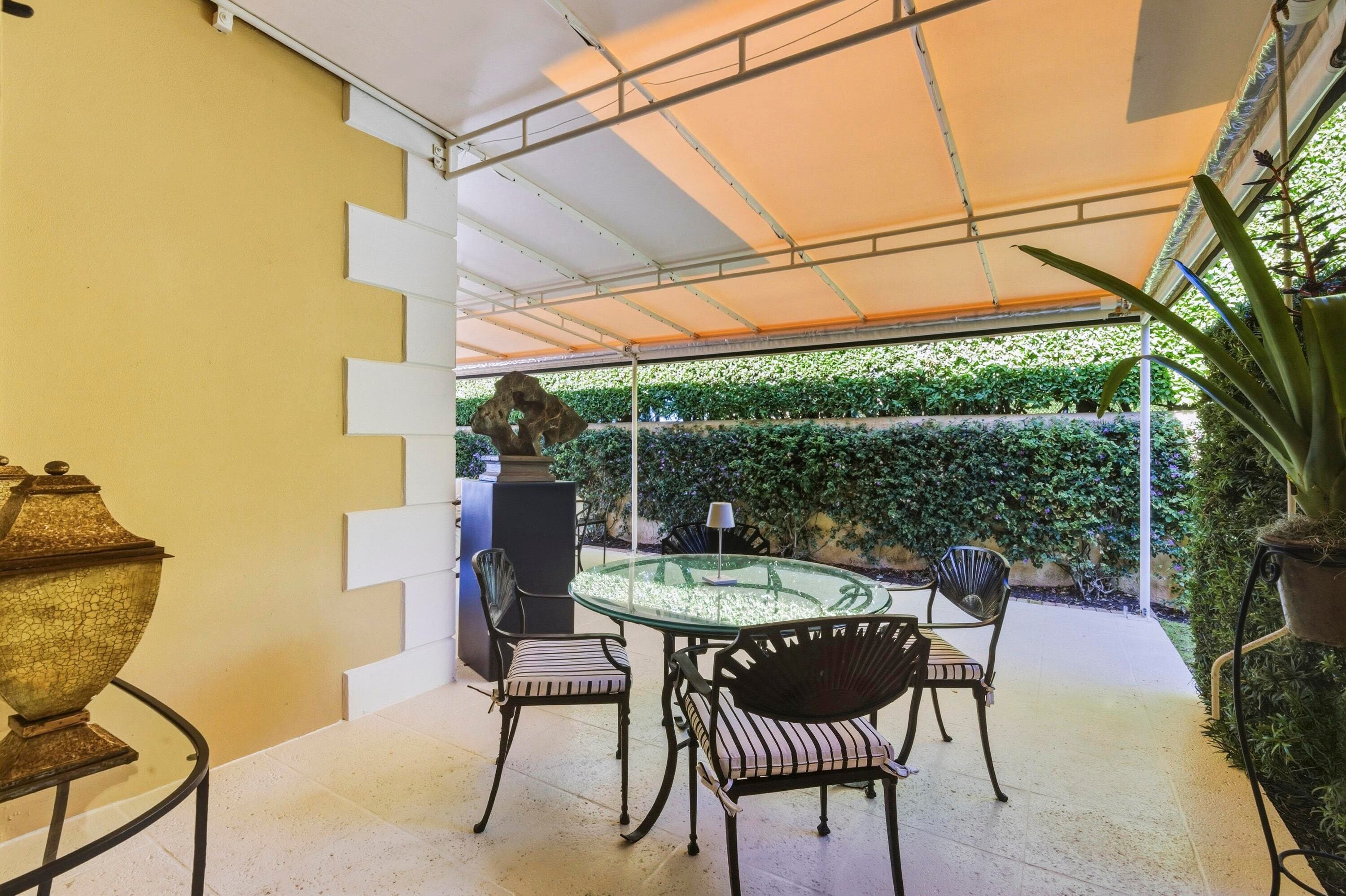127 Ocean View Road, Palm Beach, FL 33480 — photo 20 of 96