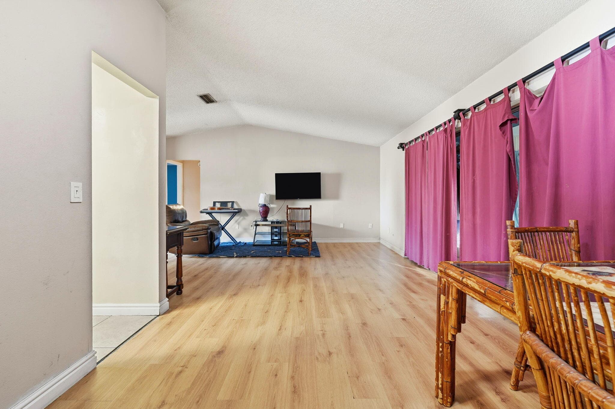 7605 N Sanibel Circle, Tampa, FL 33637 — photo 12 of 18