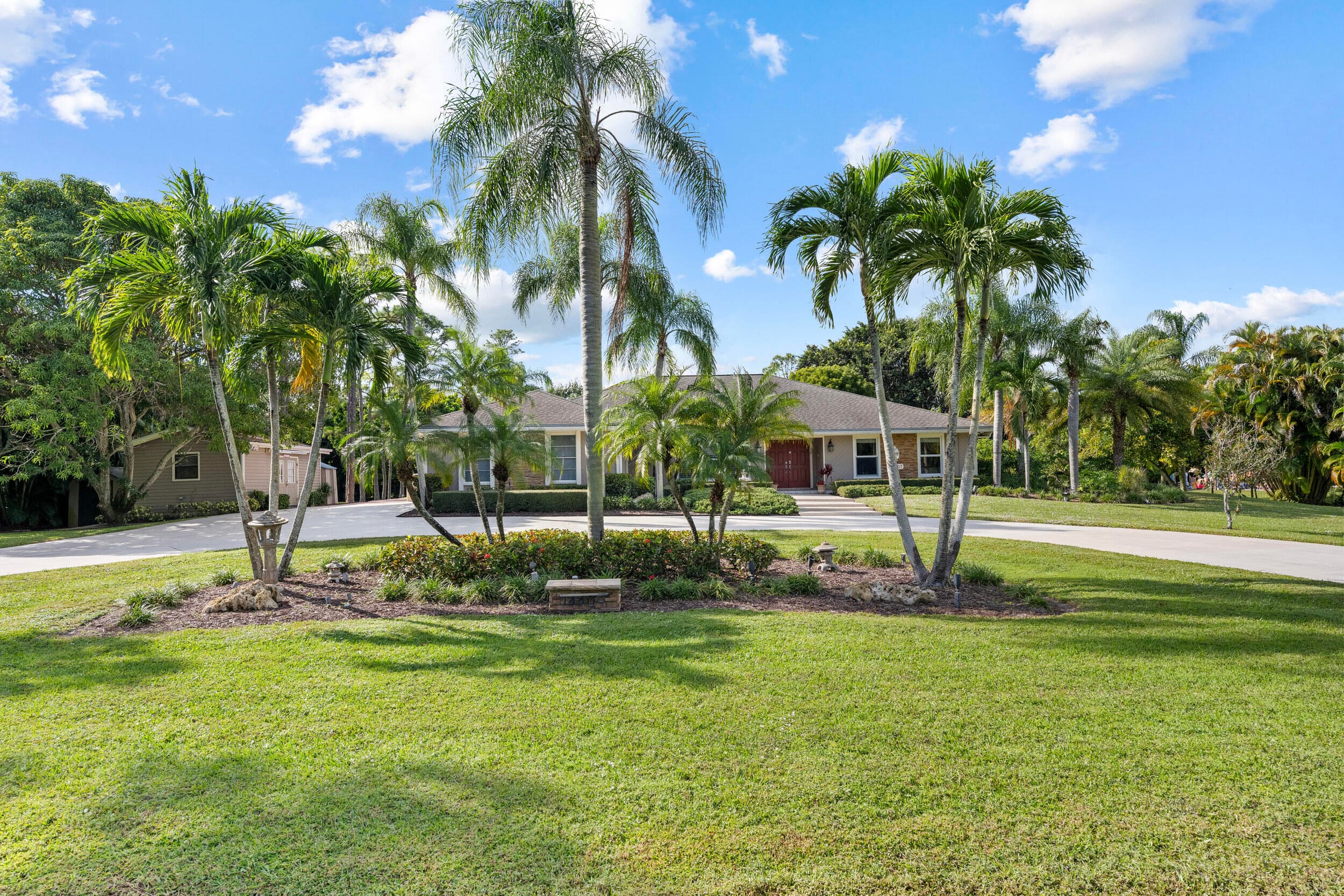 14409 67th Trail N, Palm Beach Gardens, FL 33418 — photo 1 of 57