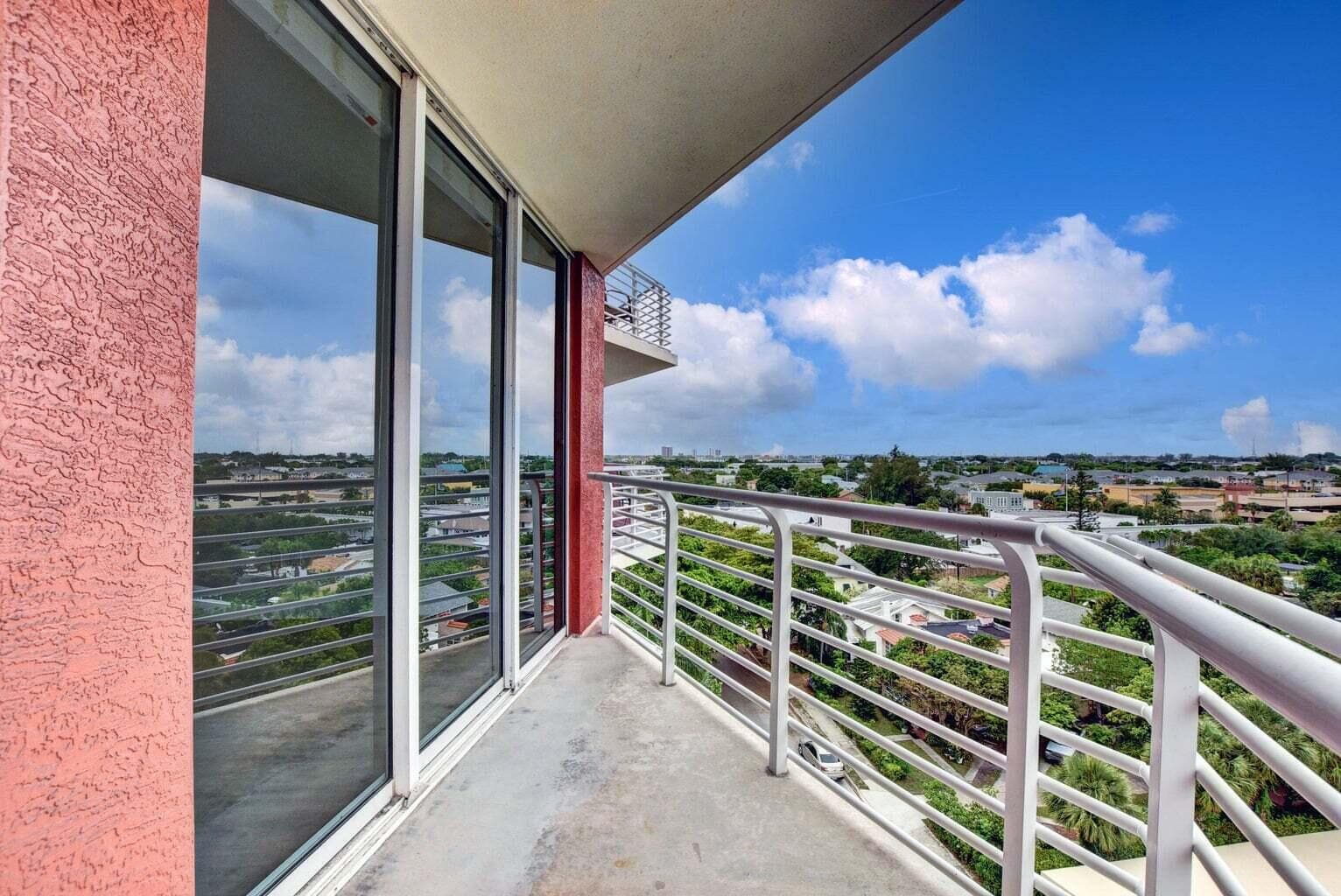 1551 N Flagler Drive 806, West Palm Beach, FL 33401 — photo 15 of 26