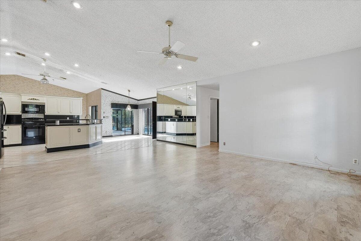 8870 NW 49th Drive, Coral Springs, FL 33067 — photo 11 of 44