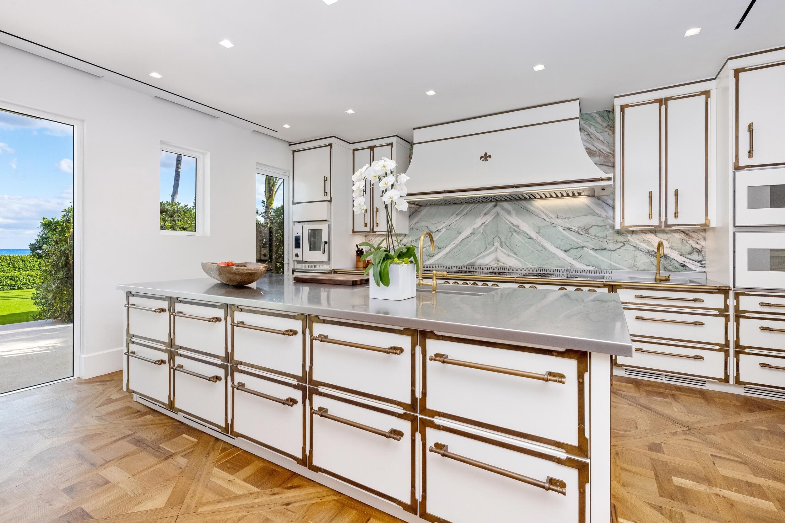 680 S Ocean Boulevard, Palm Beach, FL 33480 — photo 17 of 81