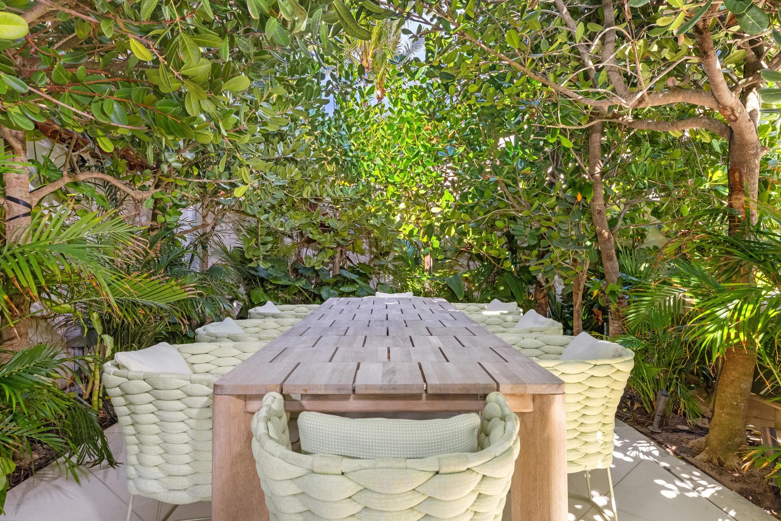 680 S Ocean Boulevard, Palm Beach, FL 33480 — photo 42 of 81
