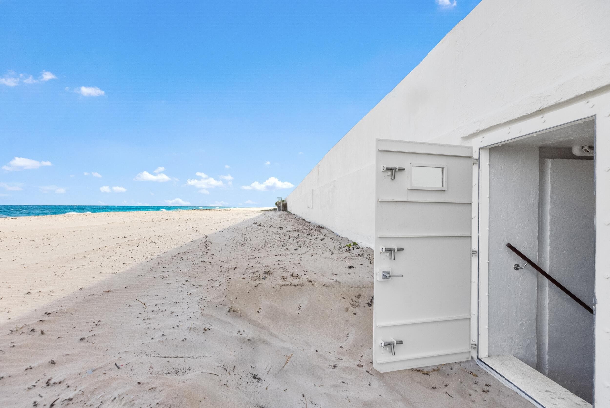 680 S Ocean Boulevard, Palm Beach, FL 33480 — photo 68 of 81