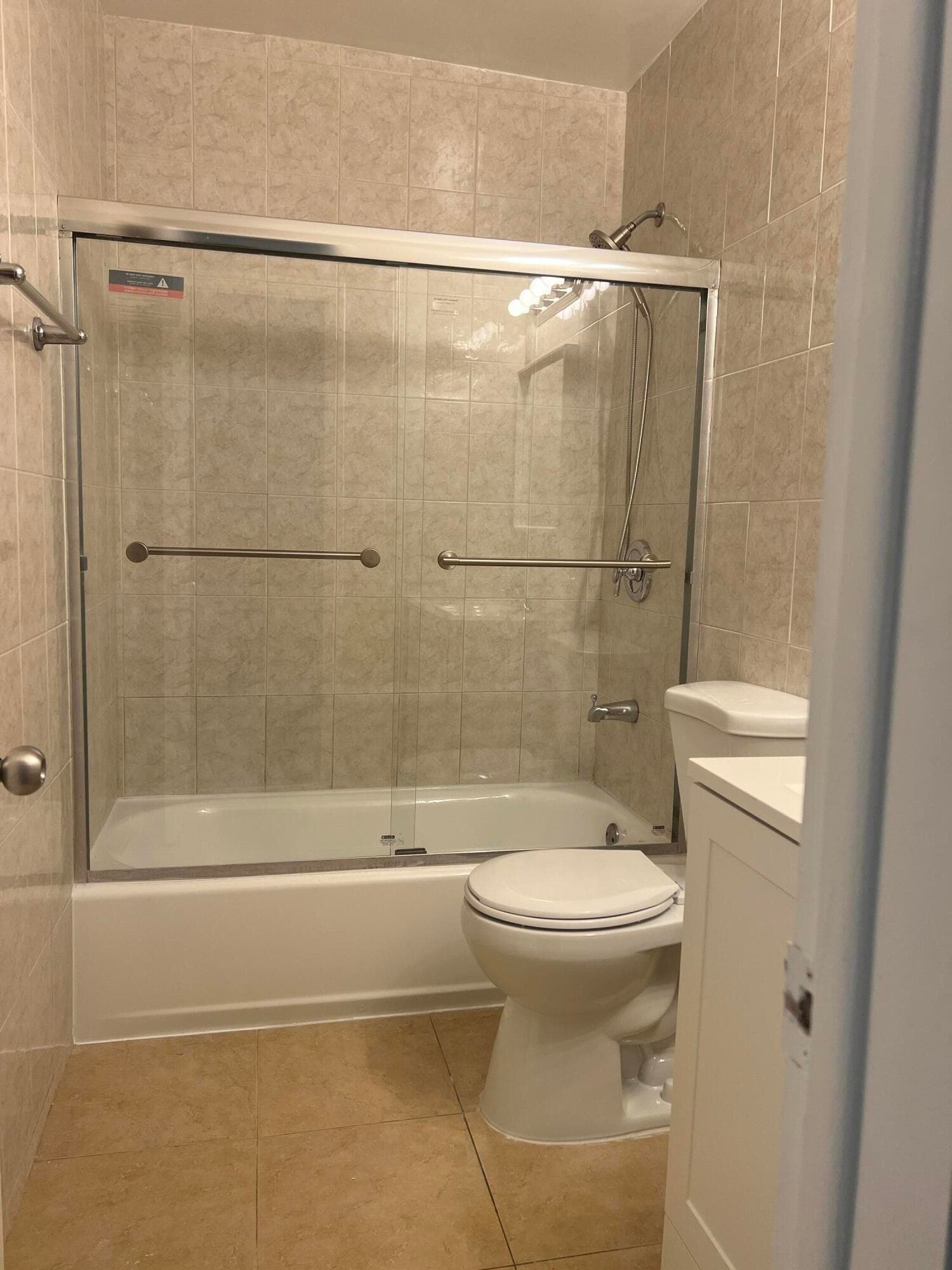 3550 NW 8th Avenue 808, Pompano Beach, FL 33064 — photo 10 of 18