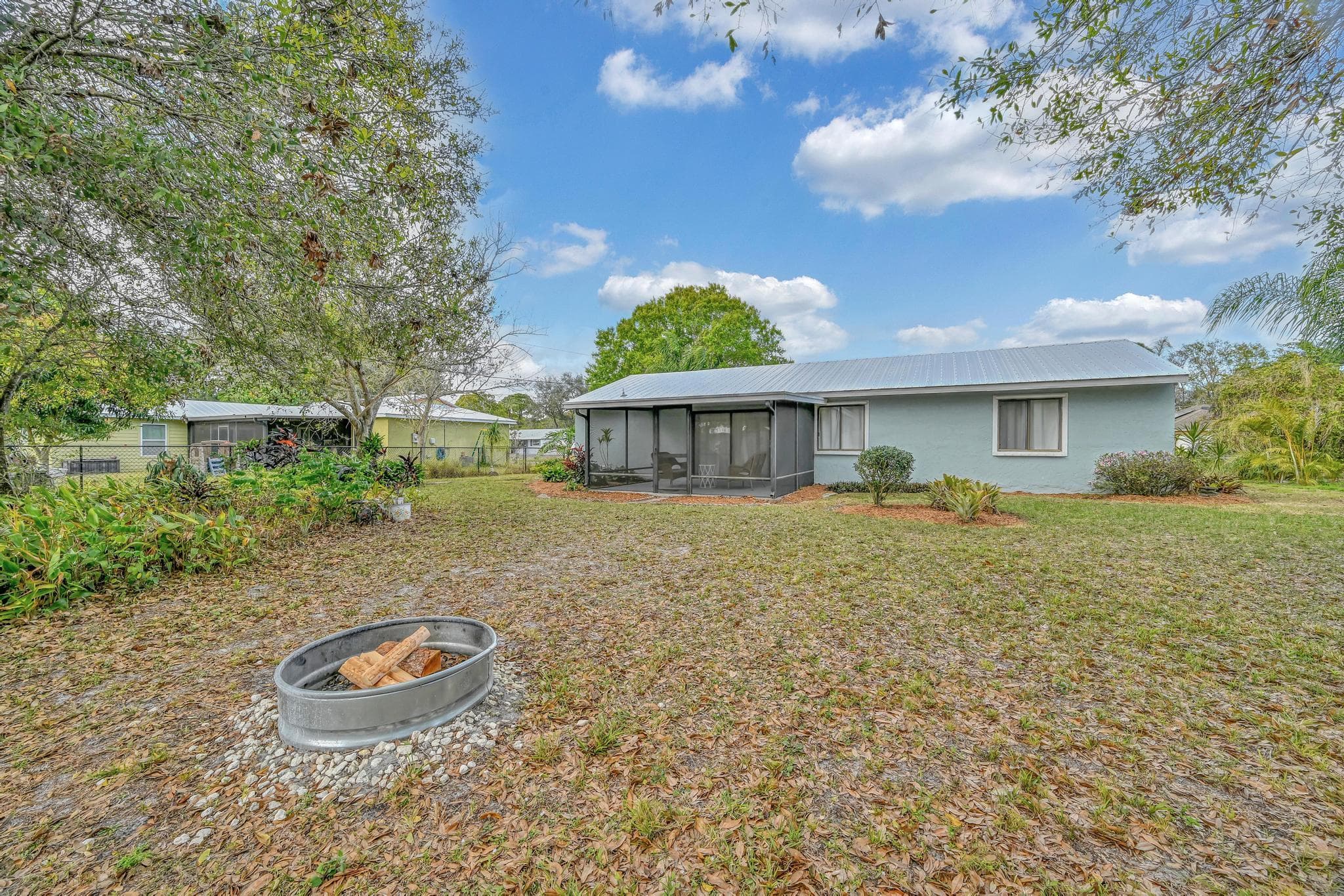 1765 24th Place SW, Vero Beach, FL 32962 — photo 8 of 38