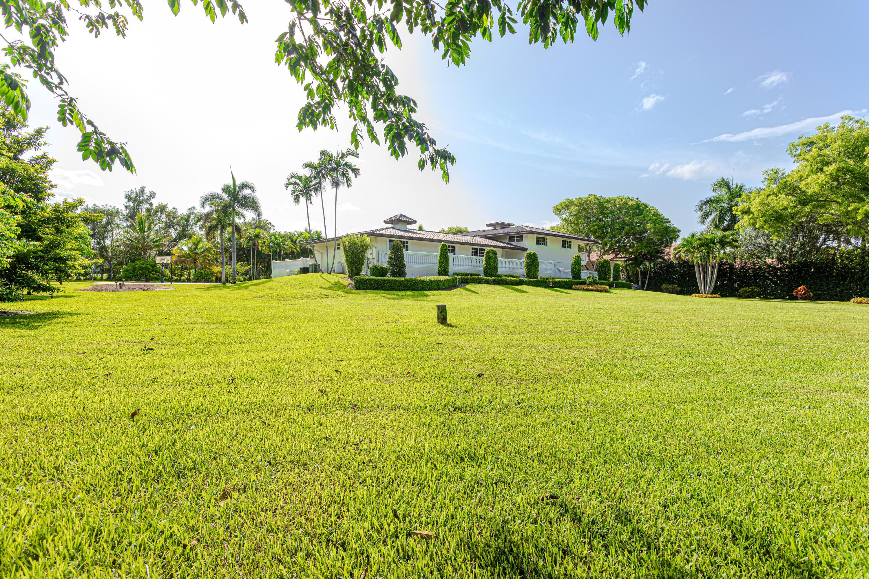 875 NW 120th Avenue, Plantation, FL 33325 — photo 1 of 92