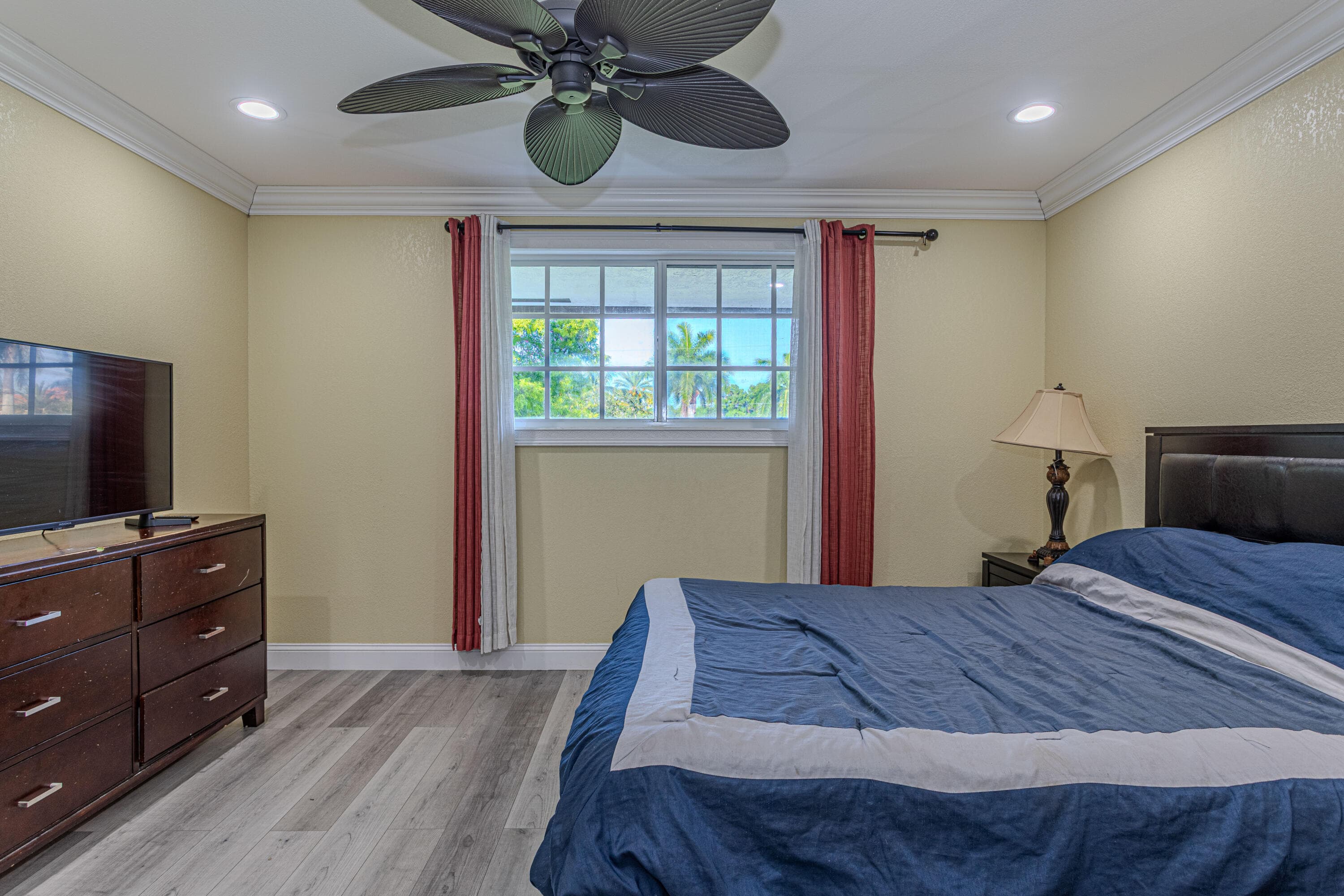 875 NW 120th Avenue, Plantation, FL 33325 — photo 18 of 92