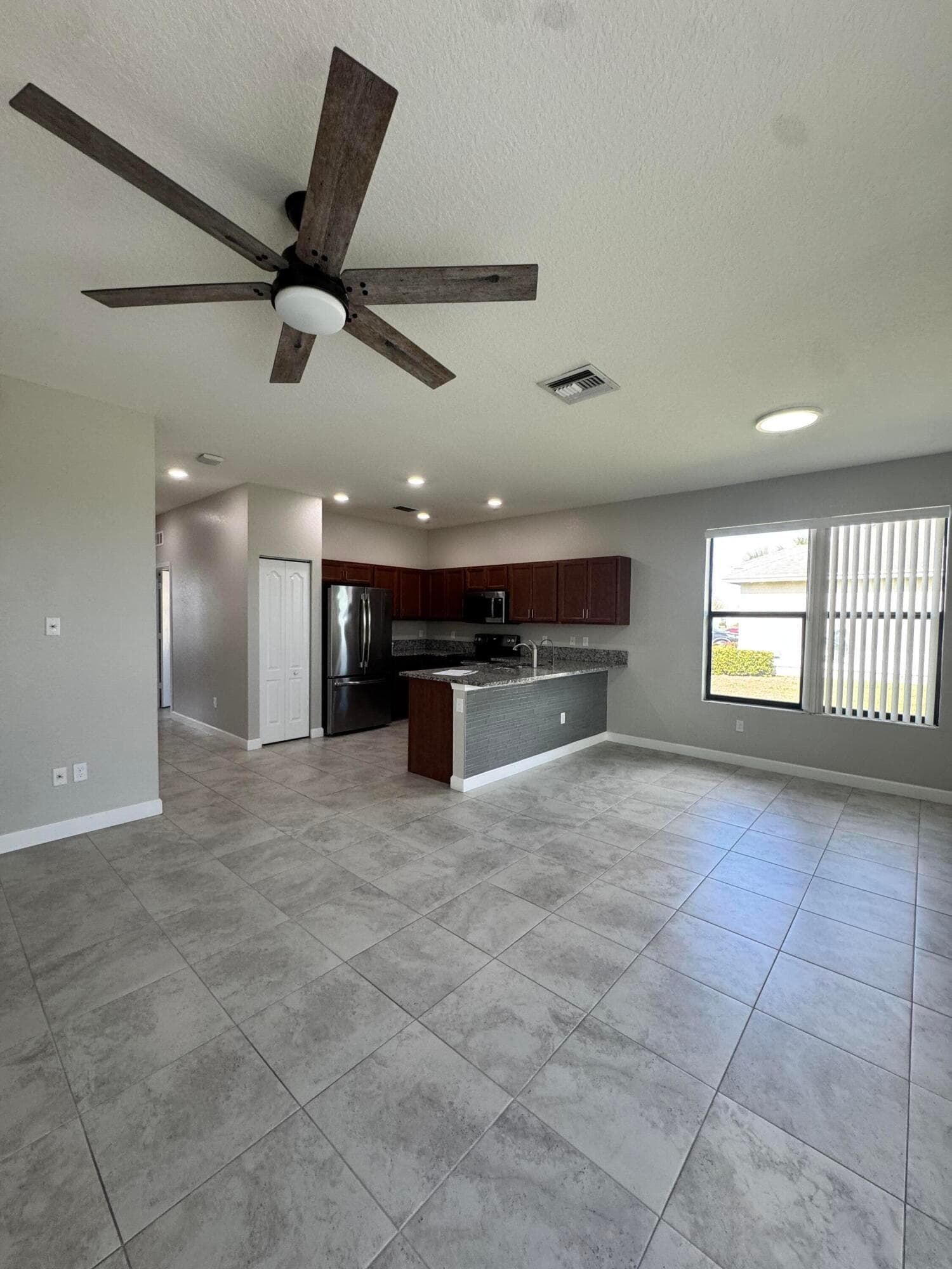 9897 E Villa Circle, Vero Beach, FL 32966 — photo 25 of 45