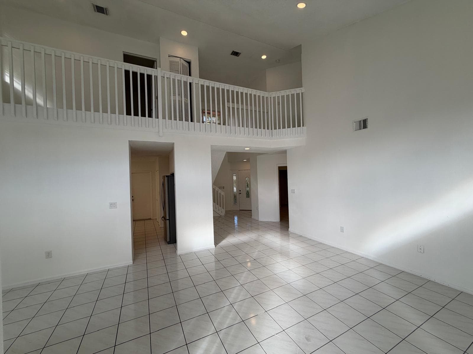 3780 Amalfi Drive 3780, Hollywood, FL 33021 — photo 5 of 81