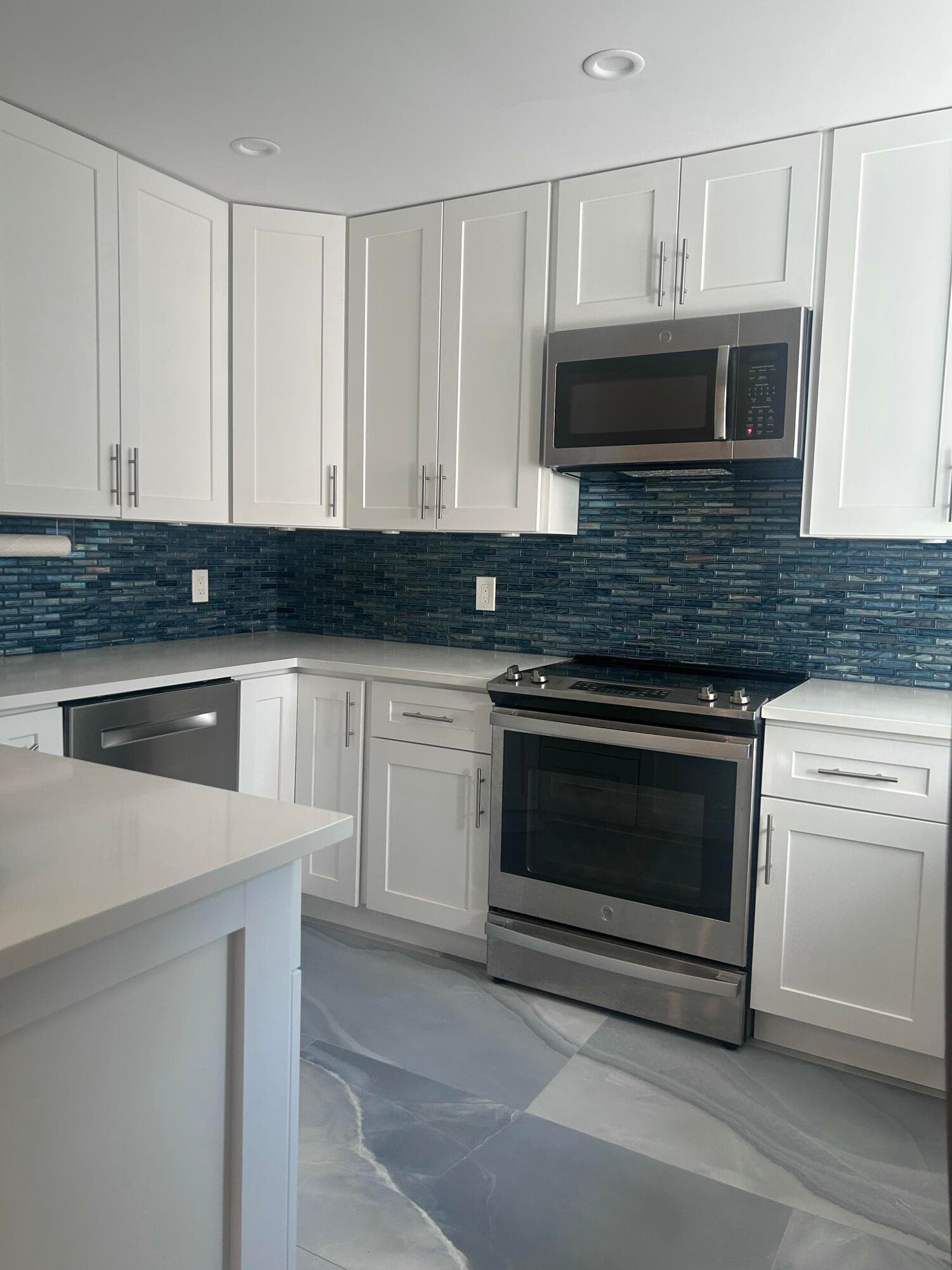 Condominium in Jupiter — photo 2 of 12
