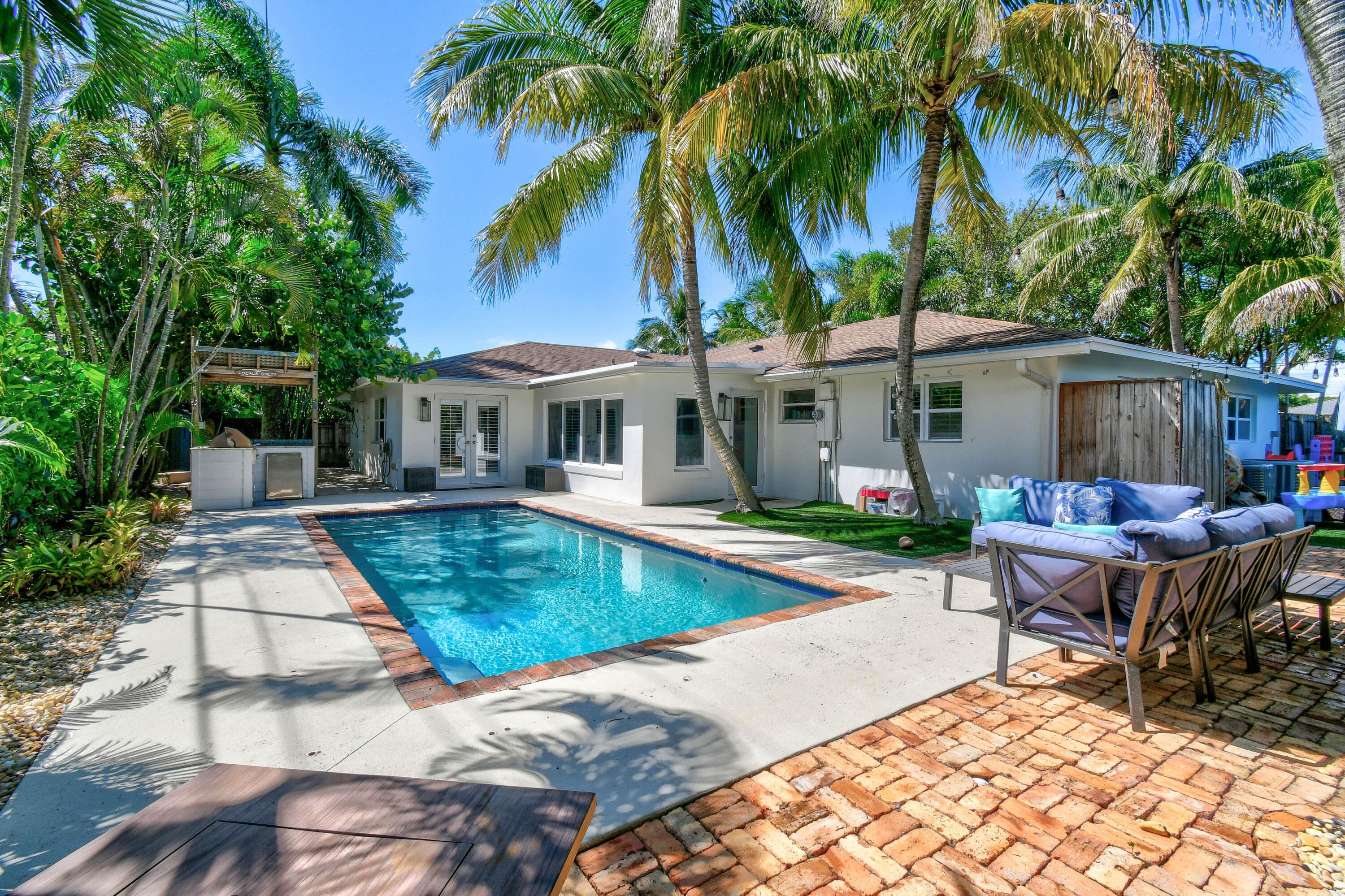 106 Windsor Road E, Jupiter, FL 33469 — photo 31 of 44