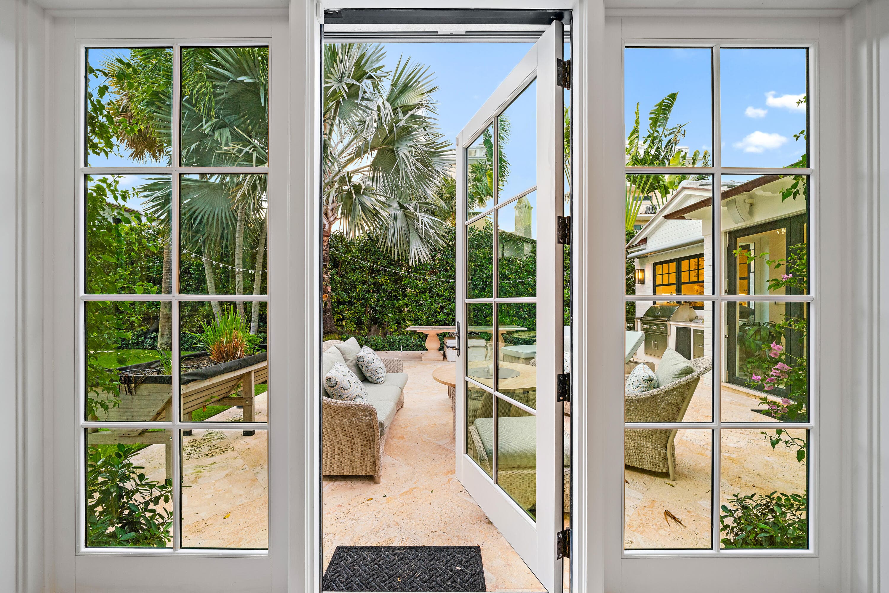 160 Chilean Avenue, Palm Beach, FL 33480 — photo 32 of 40
