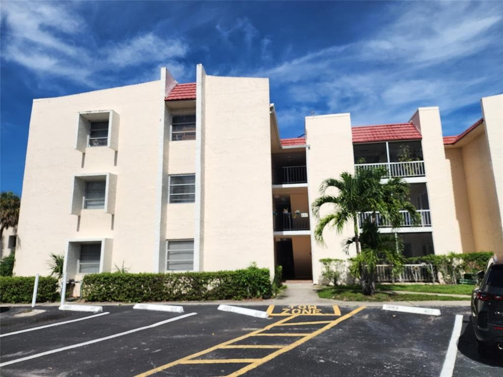 642 NW 13th Street 24, Boca Raton, FL 33486 — photo