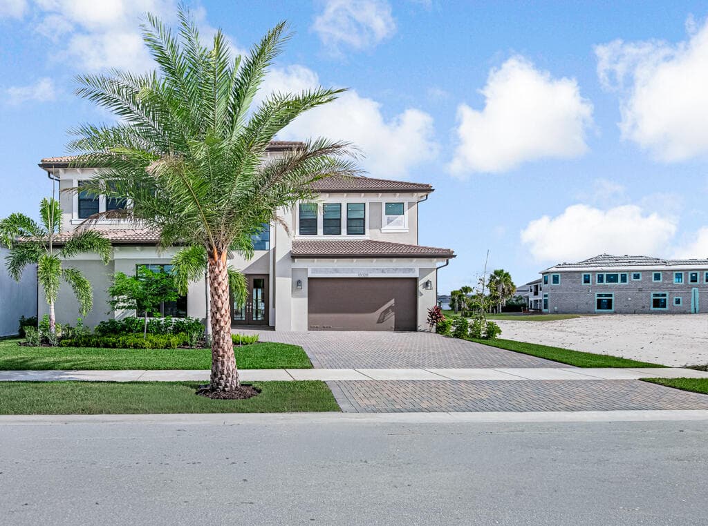 10028 Cloud View, Palm Beach Gardens, FL 33412 — photo 3 of 89