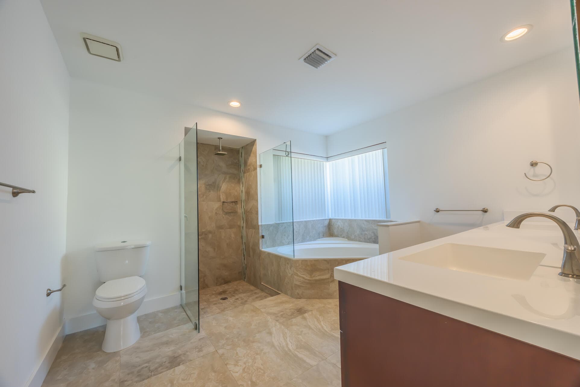 22352 Martella Avenue, Boca Raton, FL 33433 — photo 6 of 26