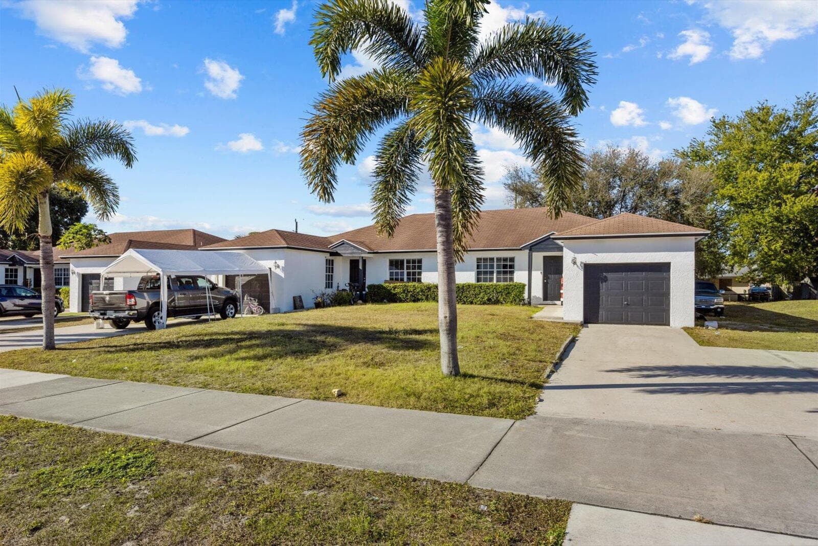 2593 SE Indian Street, Stuart, FL 34997 — photo 2 of 7