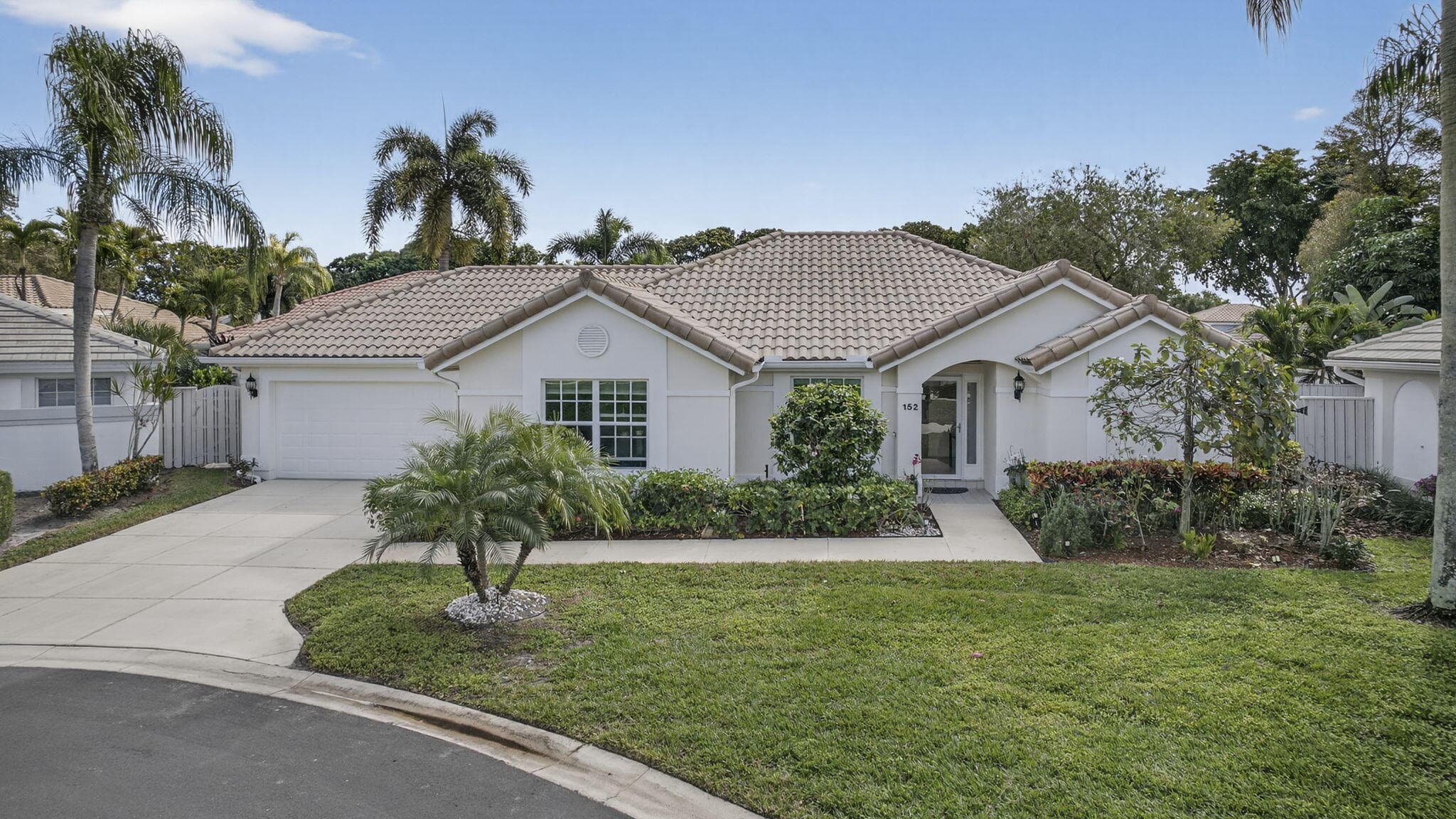 152 Eagleton Court, Palm Beach Gardens, FL 33418 — photo 1 of 79