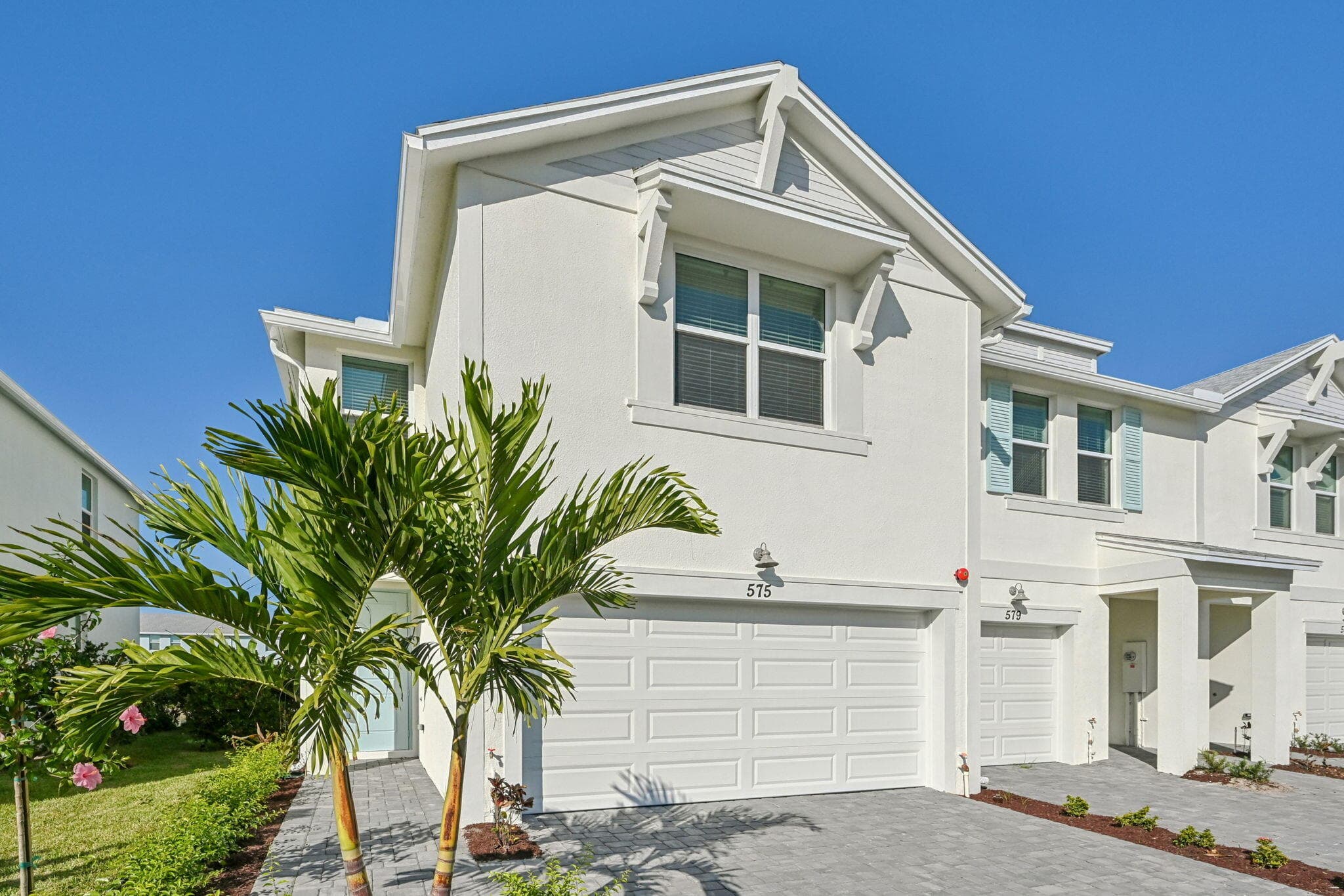 575 Salisbury Circle, Fort Pierce, FL 34982 — photo 1 of 35
