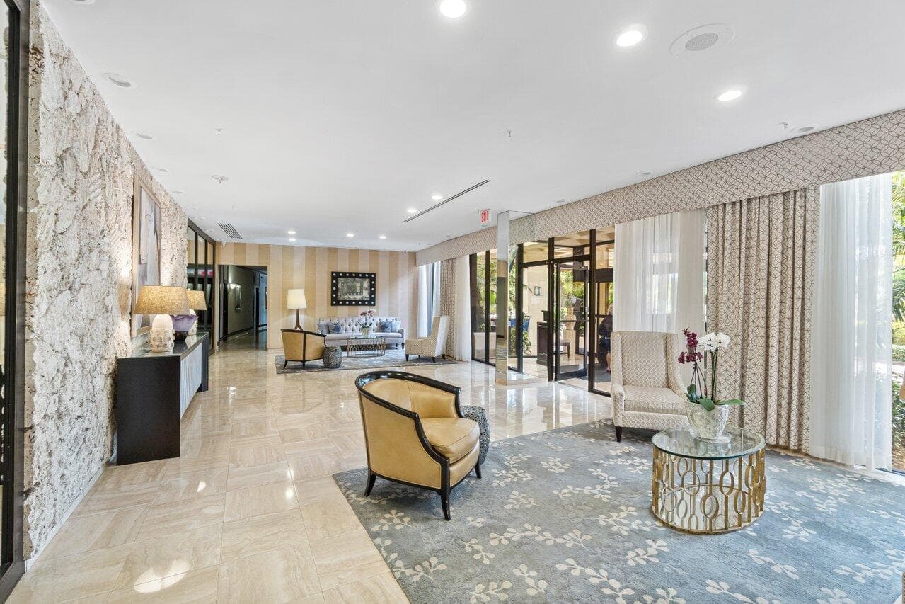 2450 Presidential Way 607, West Palm Beach, FL 33401 — photo 30 of 38