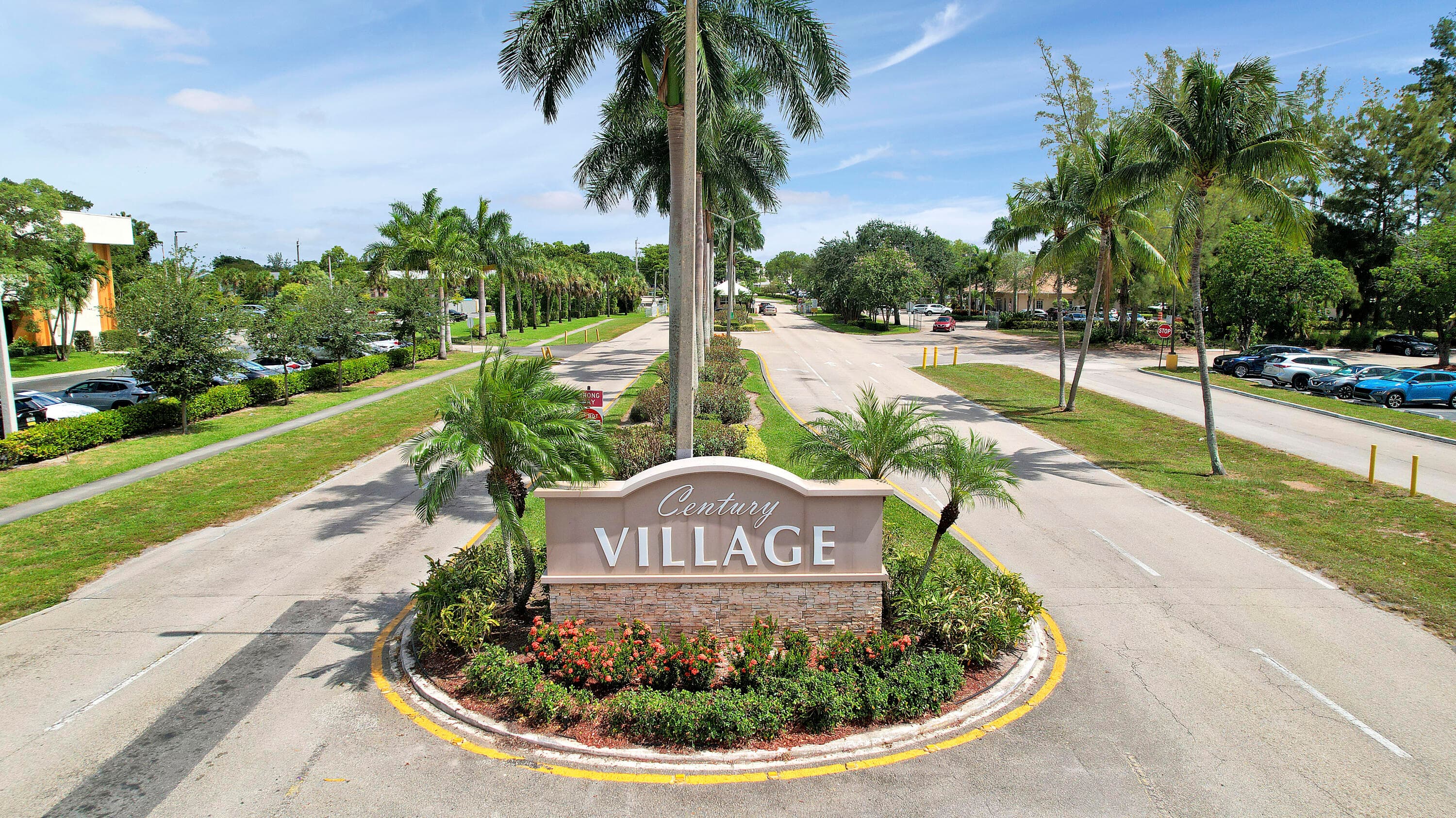 120 Windsor F, West Palm Beach, FL 33417 — photo 2 of 19