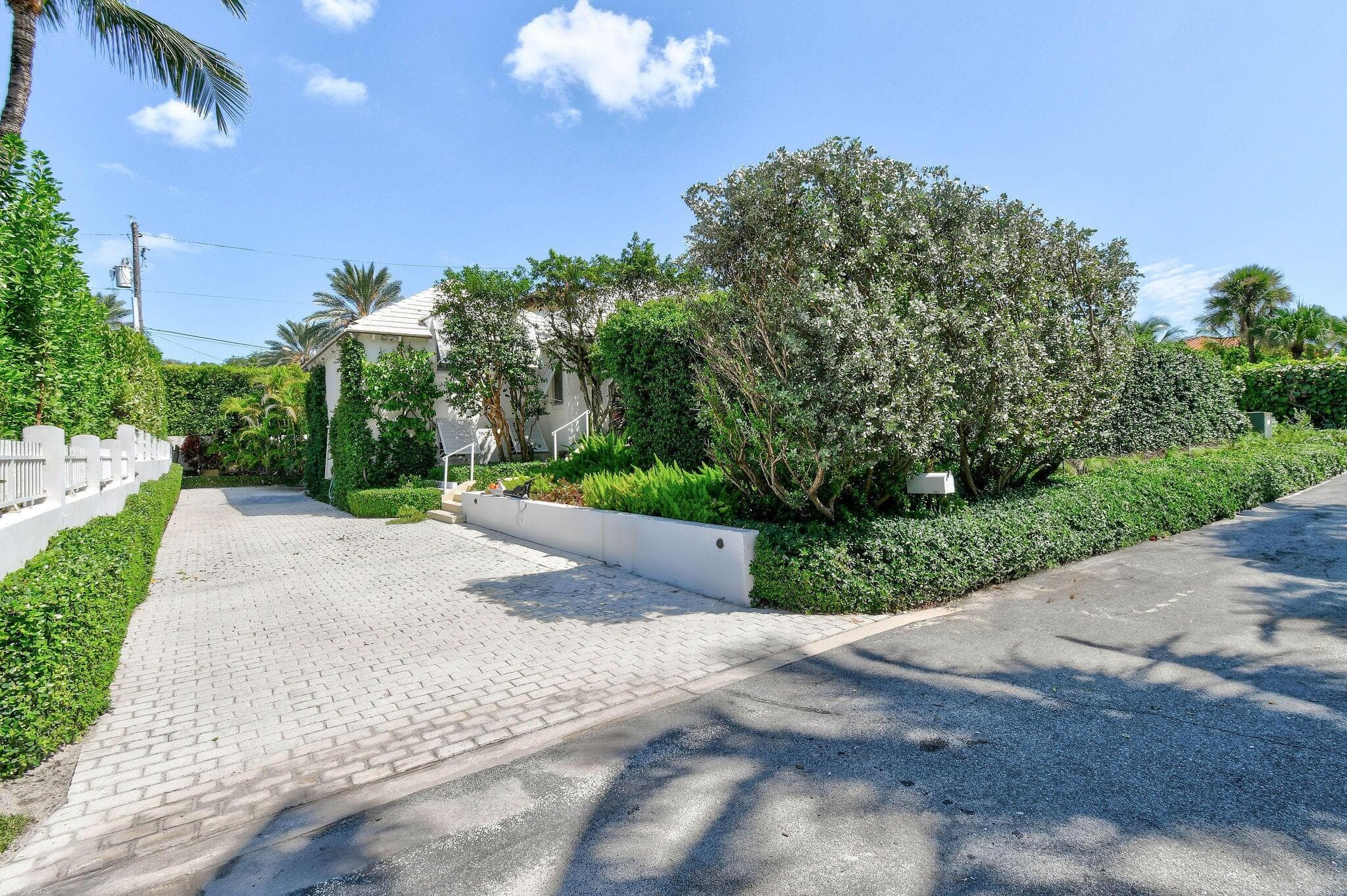 117 Via Vizcaya, Palm Beach, FL 33480 — photo 18 of 21