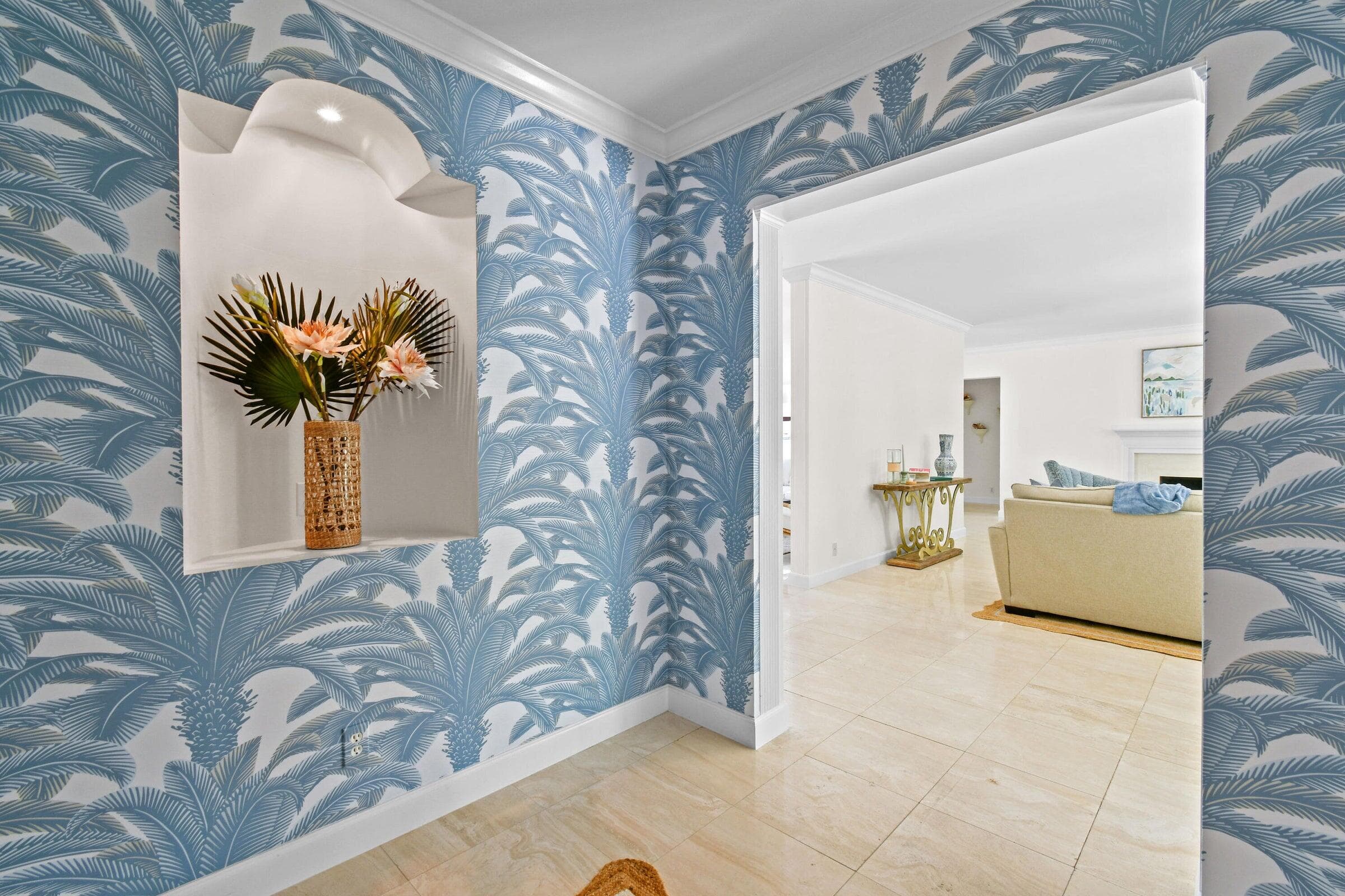 117 Via Vizcaya, Palm Beach, FL 33480 — photo 2 of 21