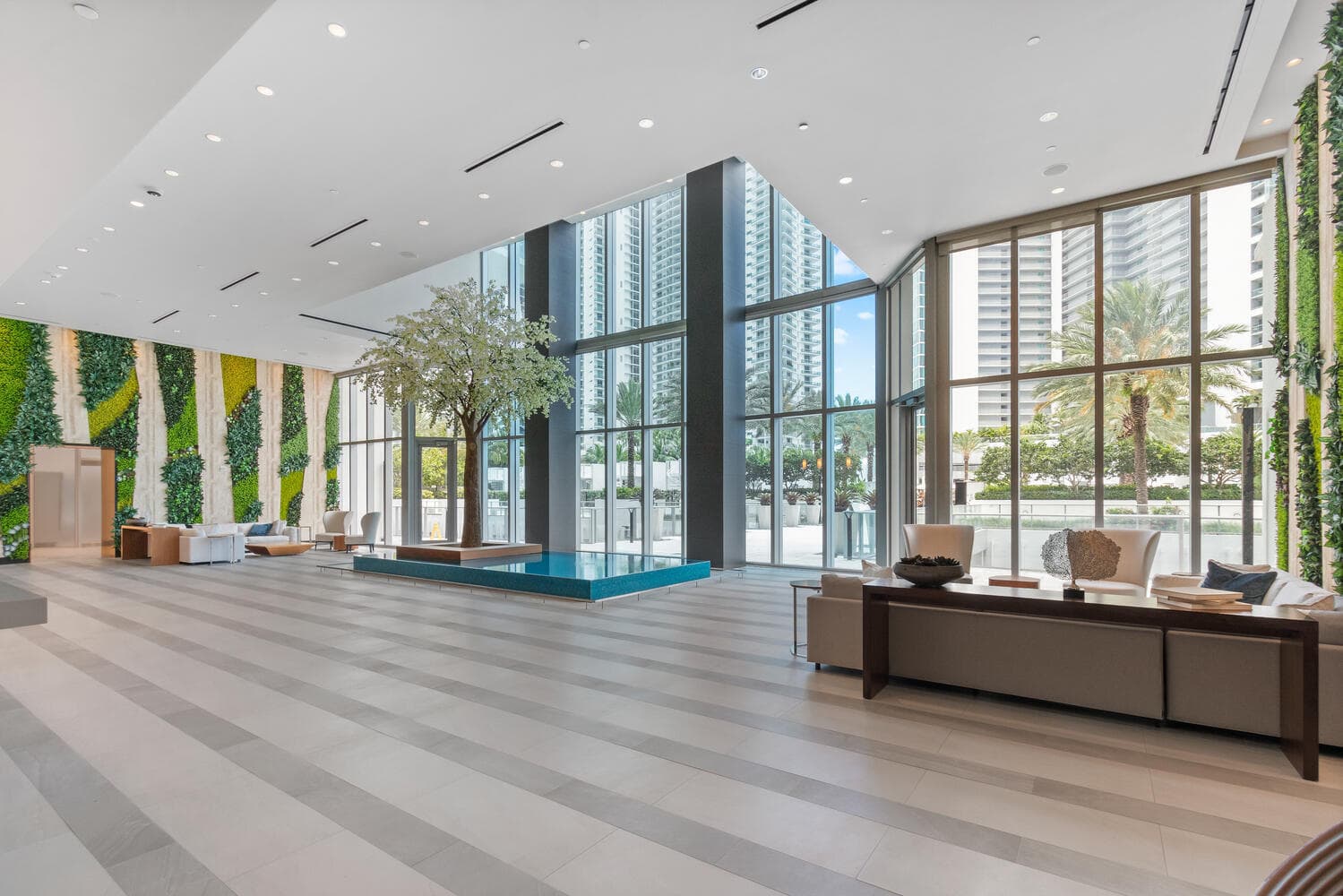 851 NE 1st Avenue 306, Miami, FL 33132 — photo 17 of 32