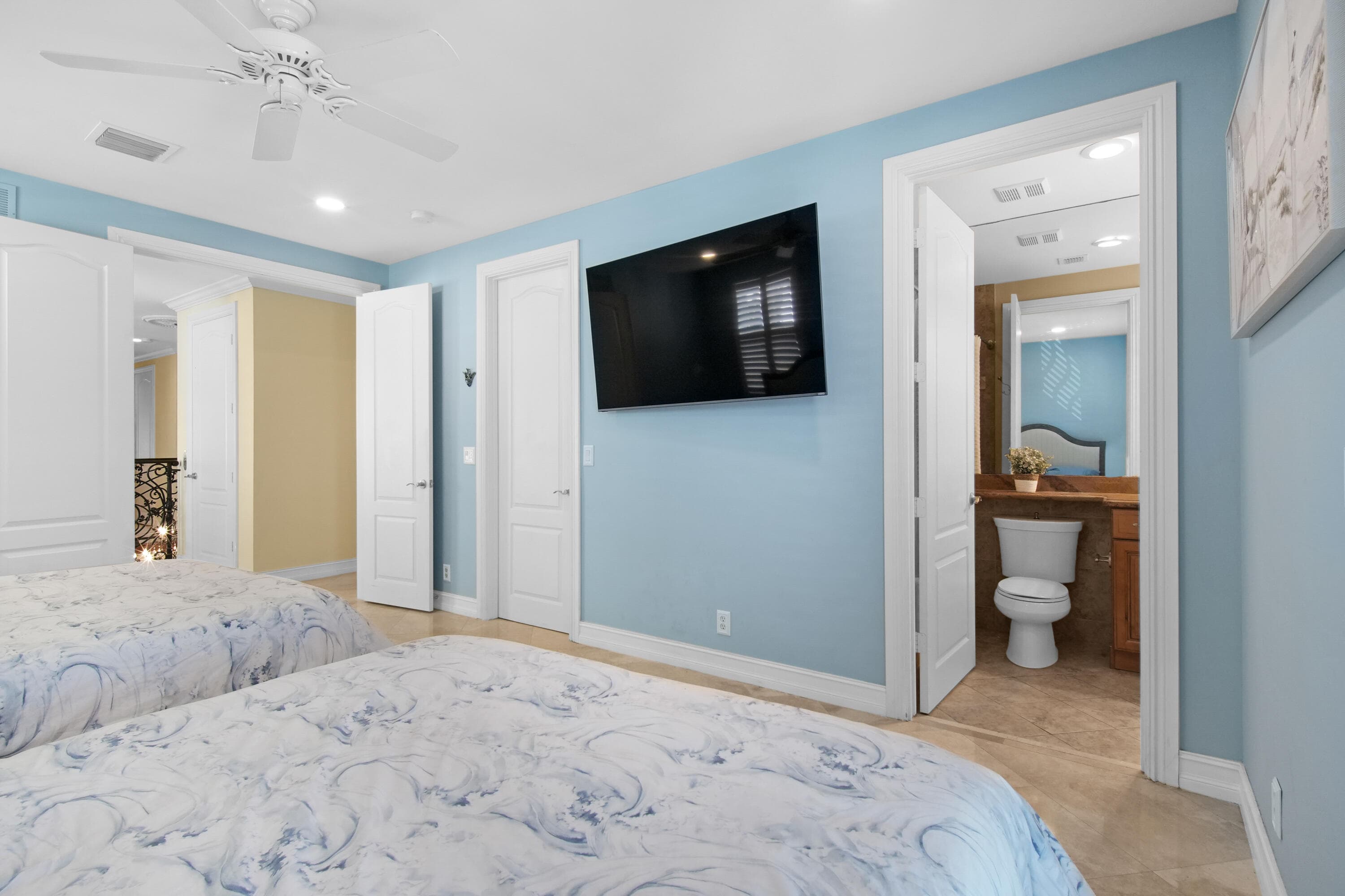 814 N Victoria Park Road, Fort Lauderdale, FL 33304 — photo 25 of 41