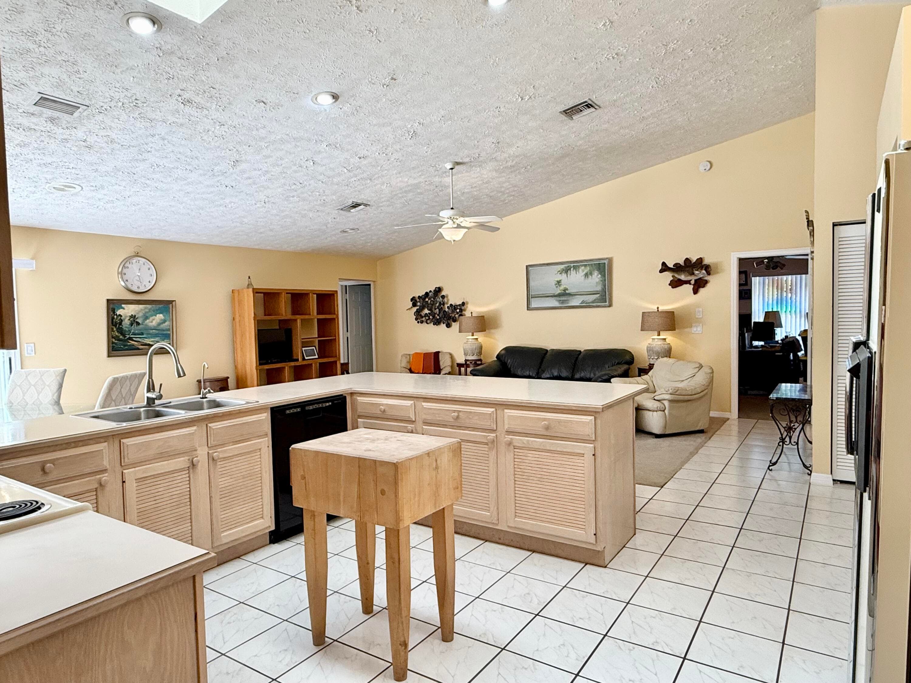 2884 SE Ranch Acres Circle, Jupiter, FL 33478 — photo 11 of 93