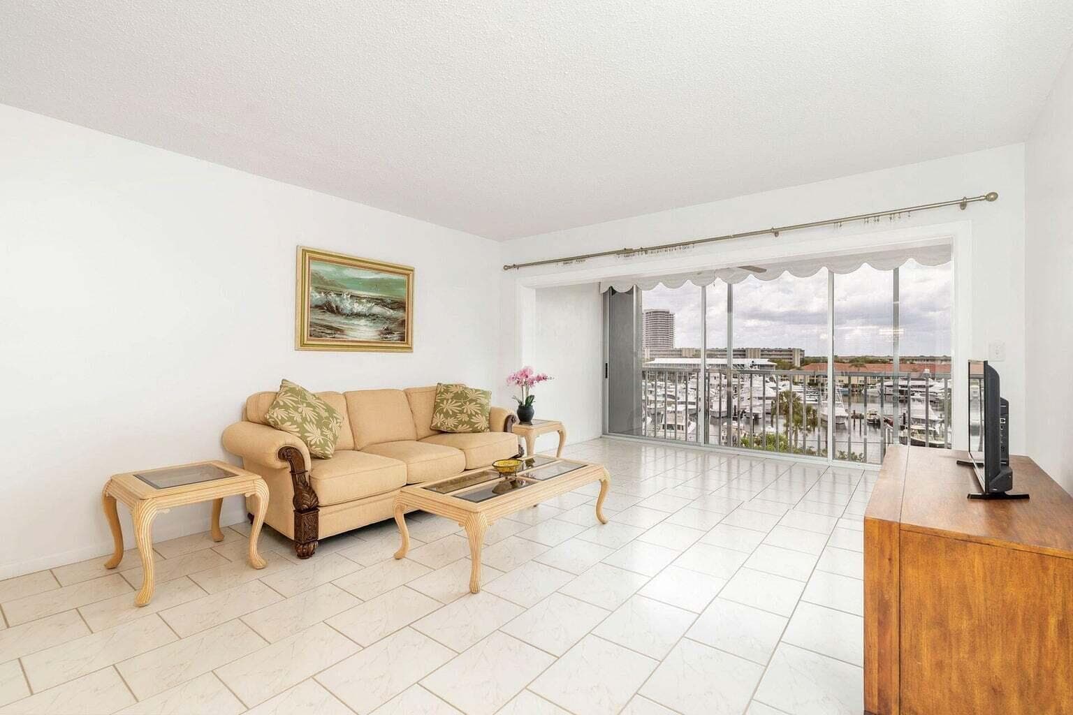 907 Marina Drive 402, North Palm Beach, FL 33408 — photo 5 of 52