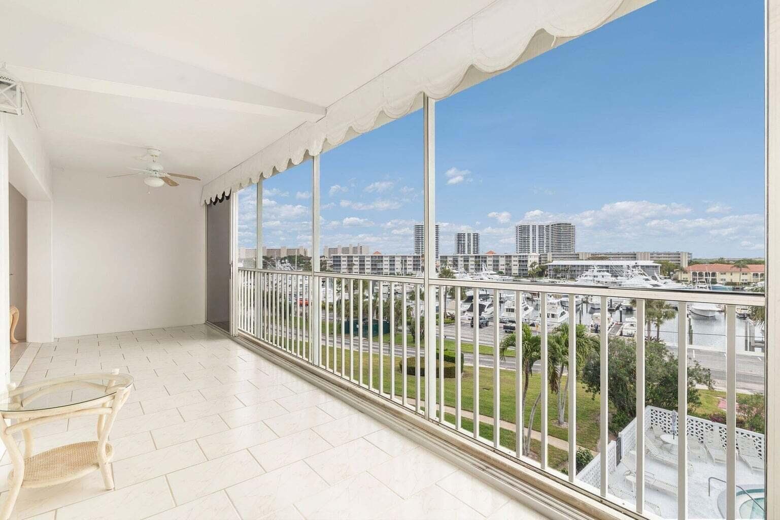 907 Marina Drive 402, North Palm Beach, FL 33408 — photo 24 of 52