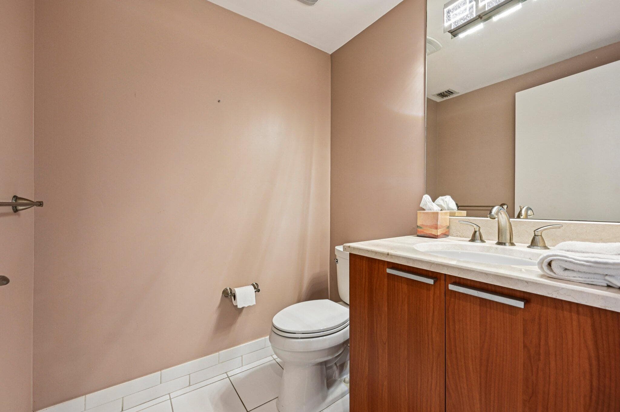 2650 Lake Shore Drive 1006, Riviera Beach, FL 33404 — photo 31 of 46