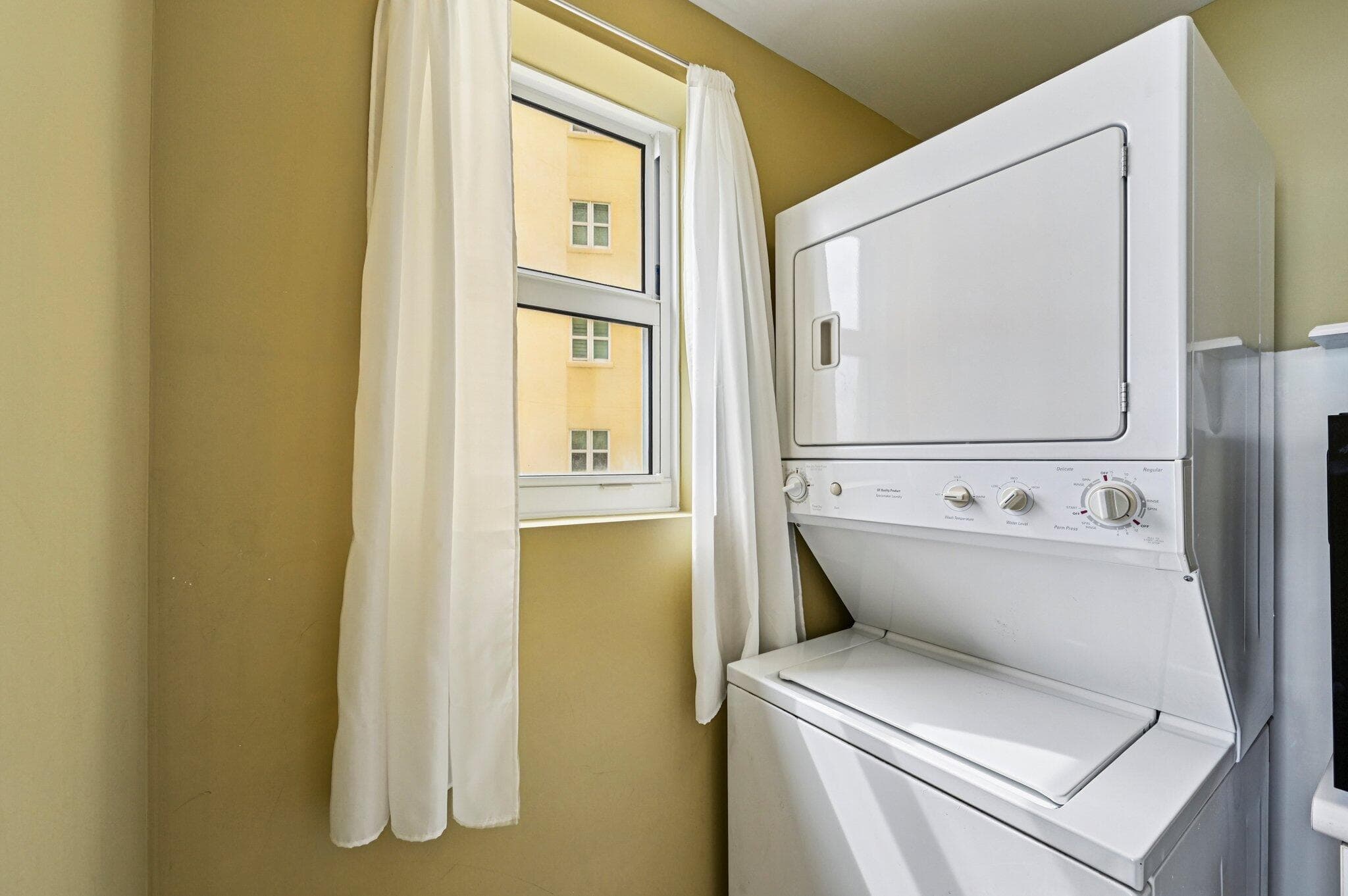 2650 Lake Shore Drive 1006, Riviera Beach, FL 33404 — photo 32 of 46